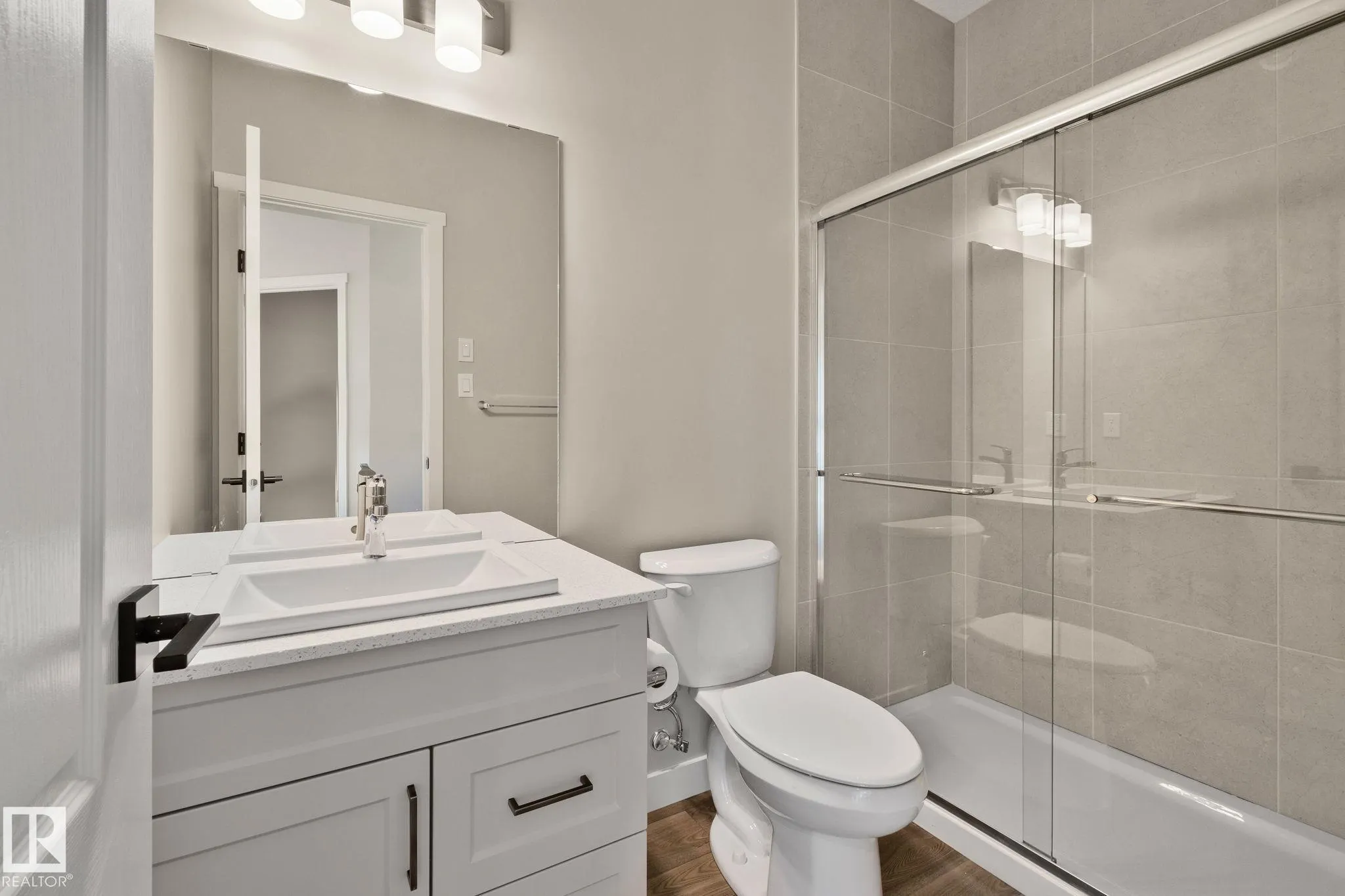 41 Savoy Cr
