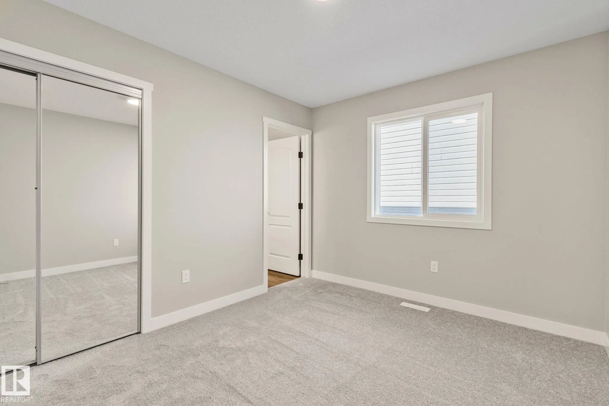 41 Savoy Cr