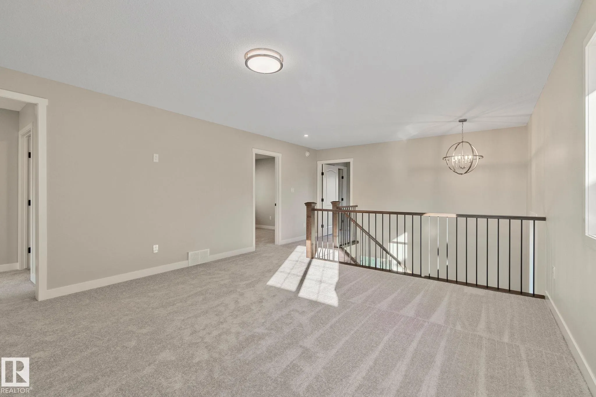 41 Savoy Cr