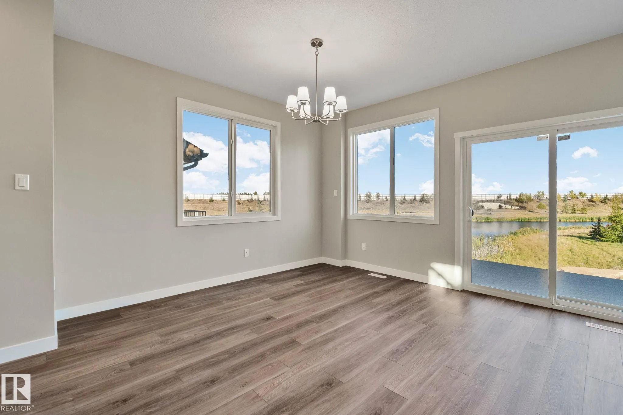 41 Savoy Cr