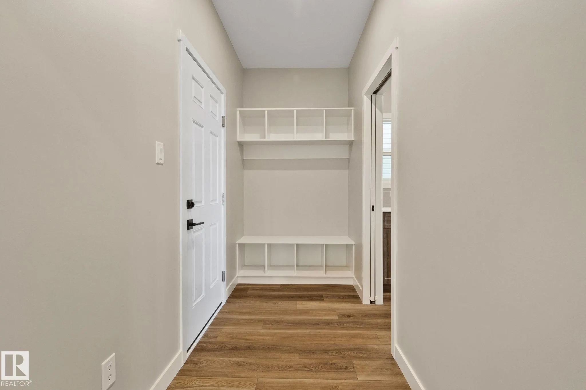 41 Savoy Cr