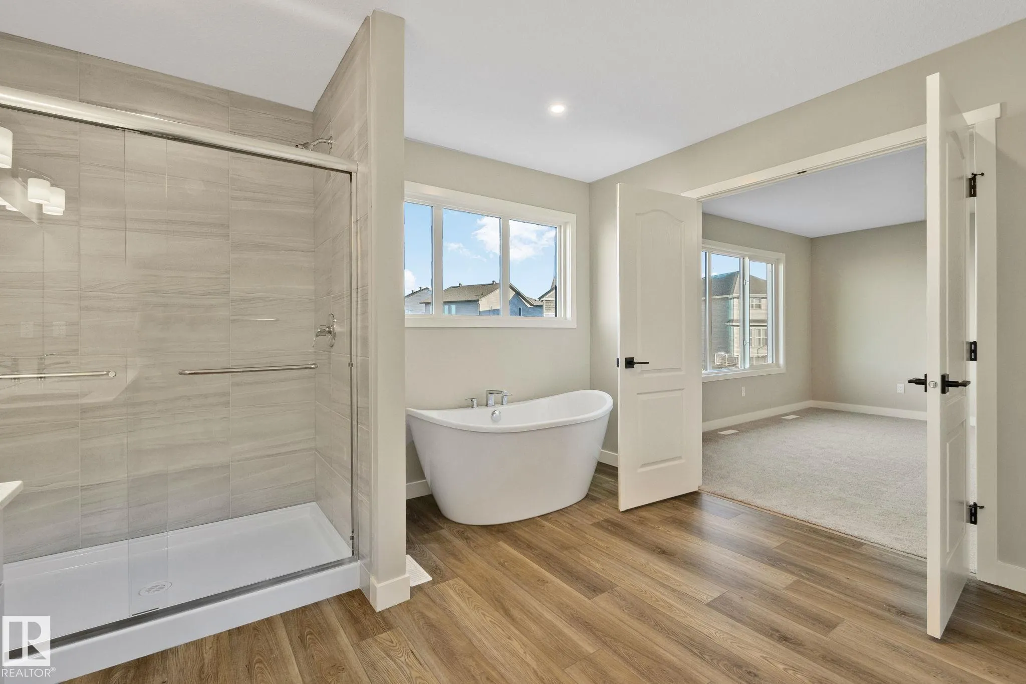 41 Savoy Cr