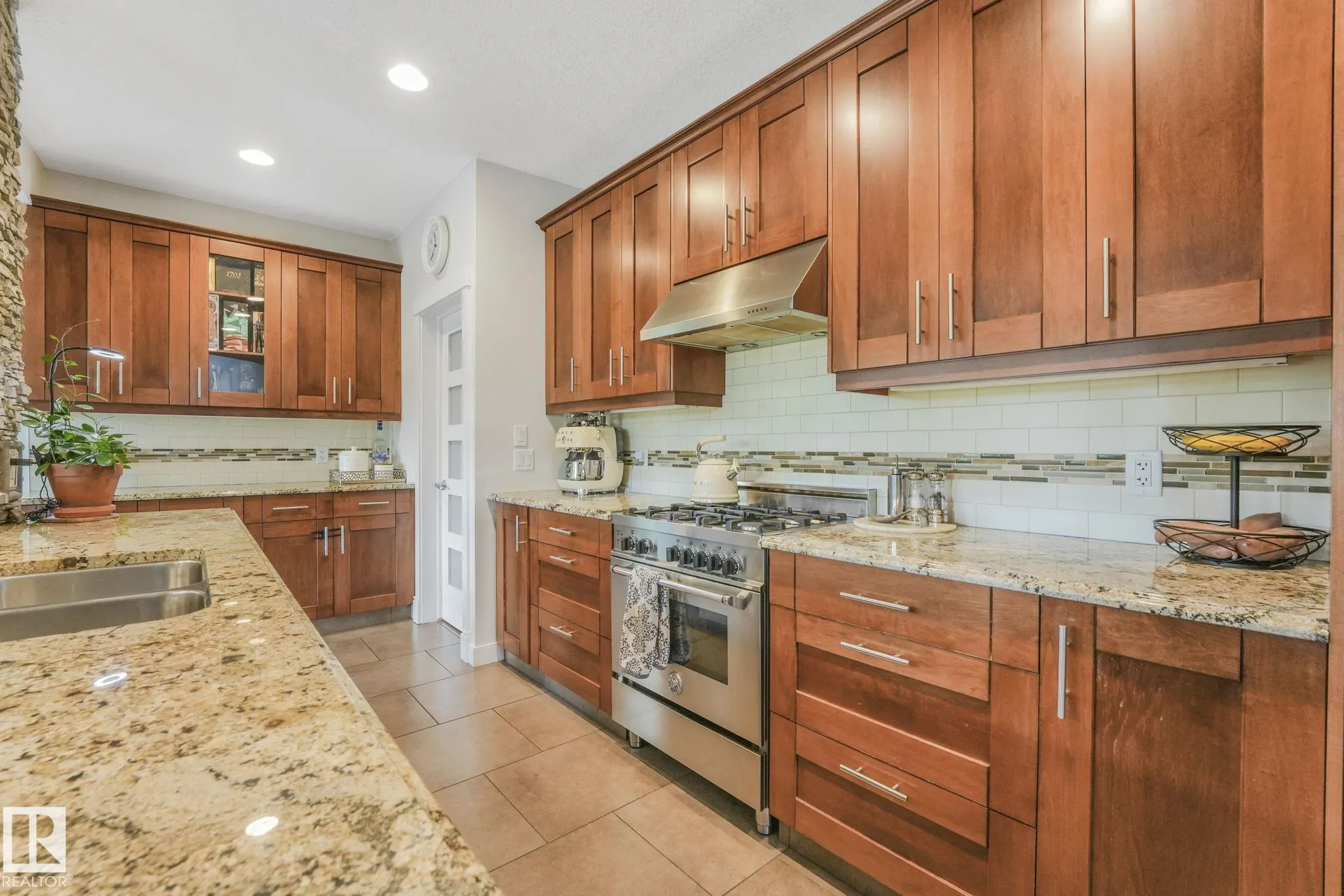 2441 BOWEN Wynd