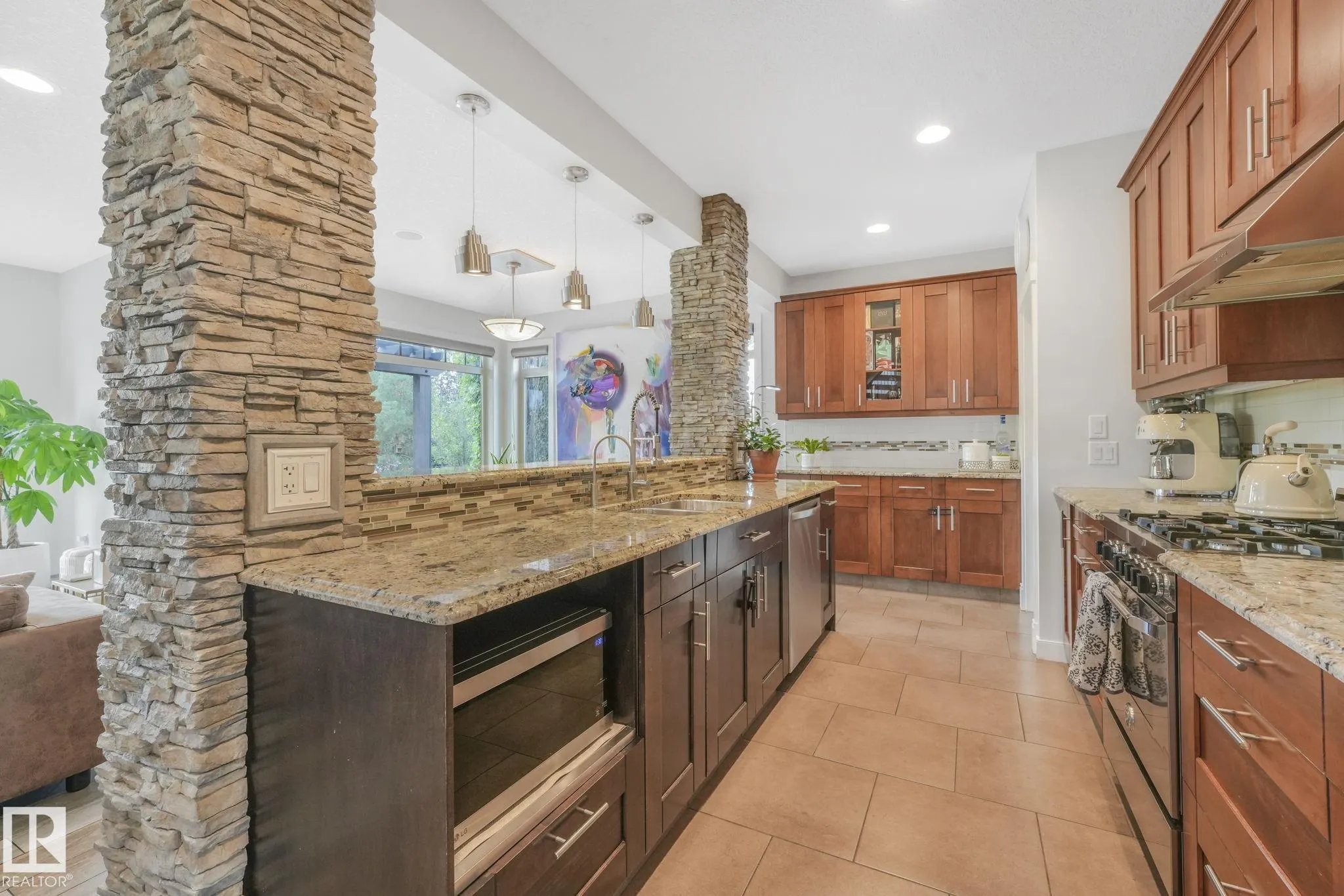 2441 BOWEN Wynd