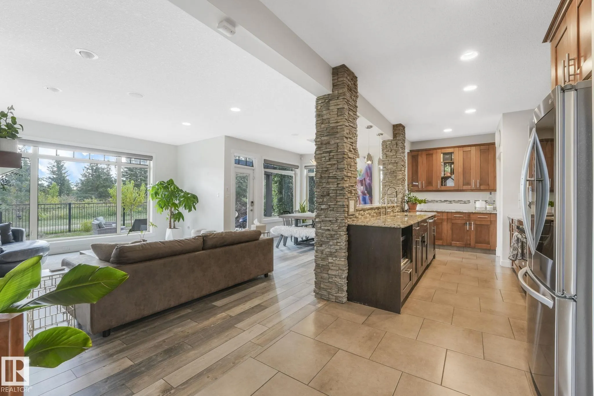 2441 BOWEN Wynd