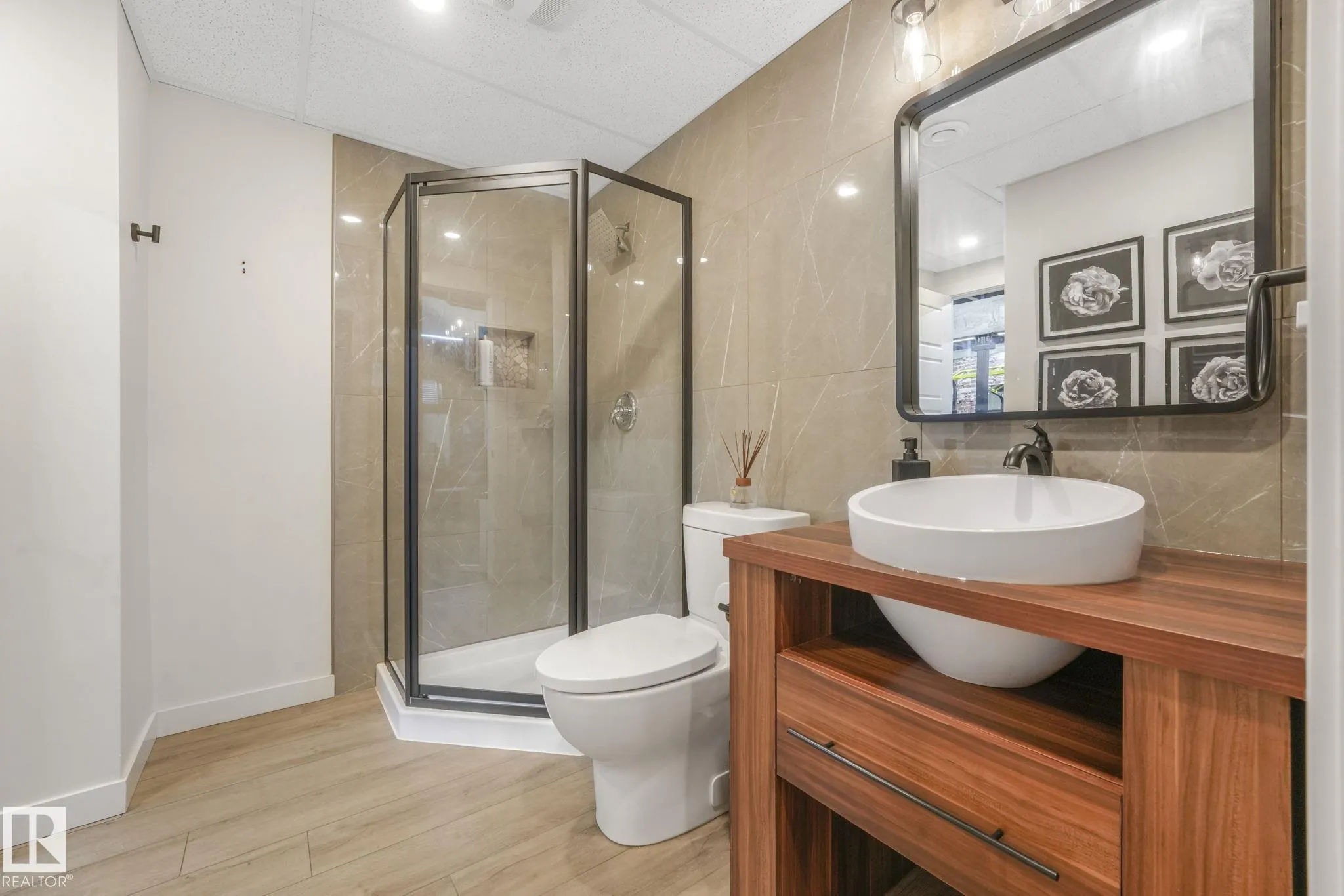 2441 BOWEN Wynd