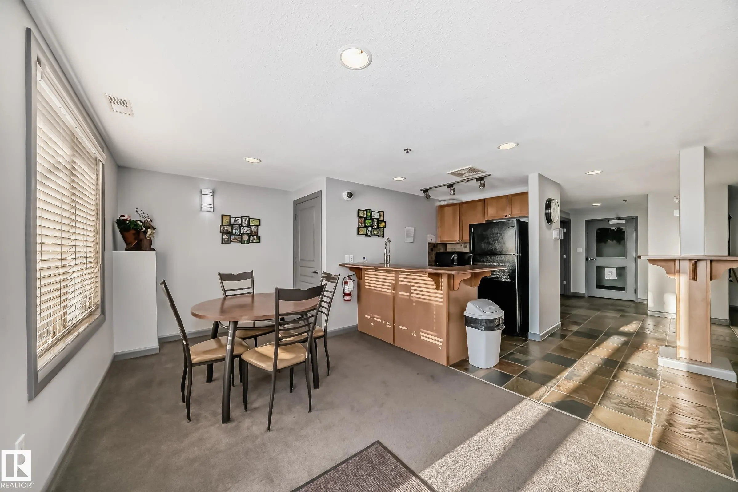 530 HOOKE Road