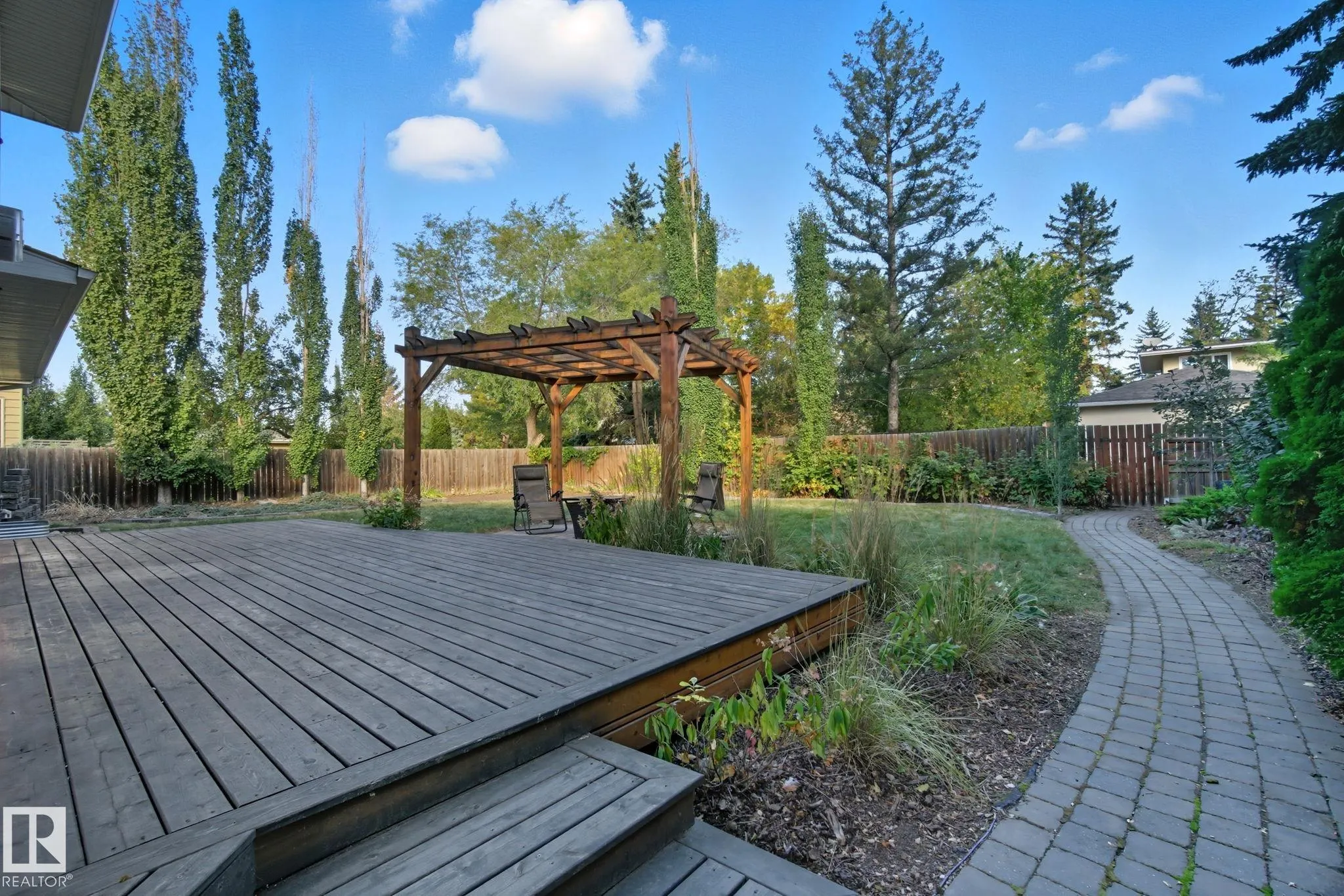 12436 LANSDOWNE Drive
