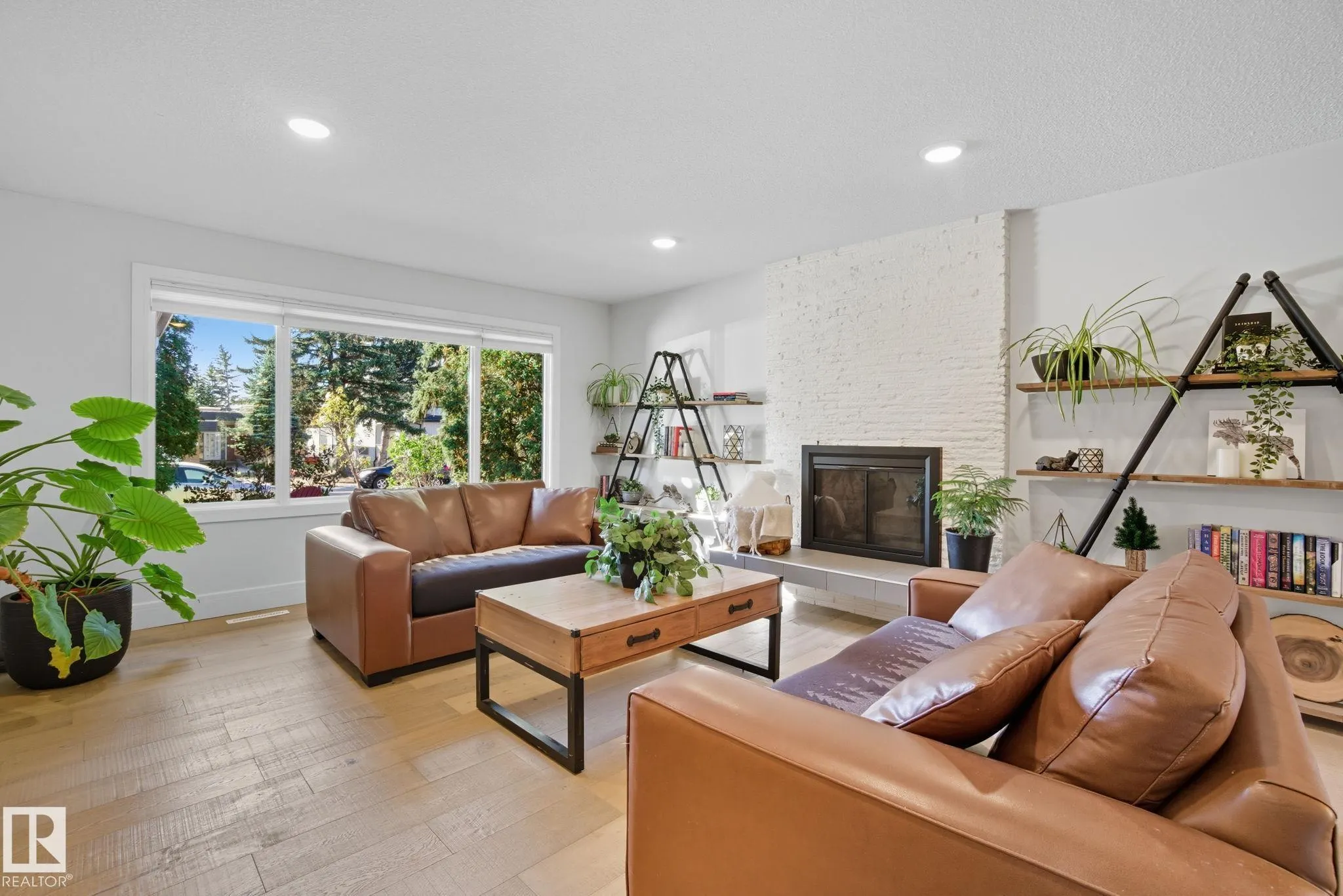 12436 LANSDOWNE Drive