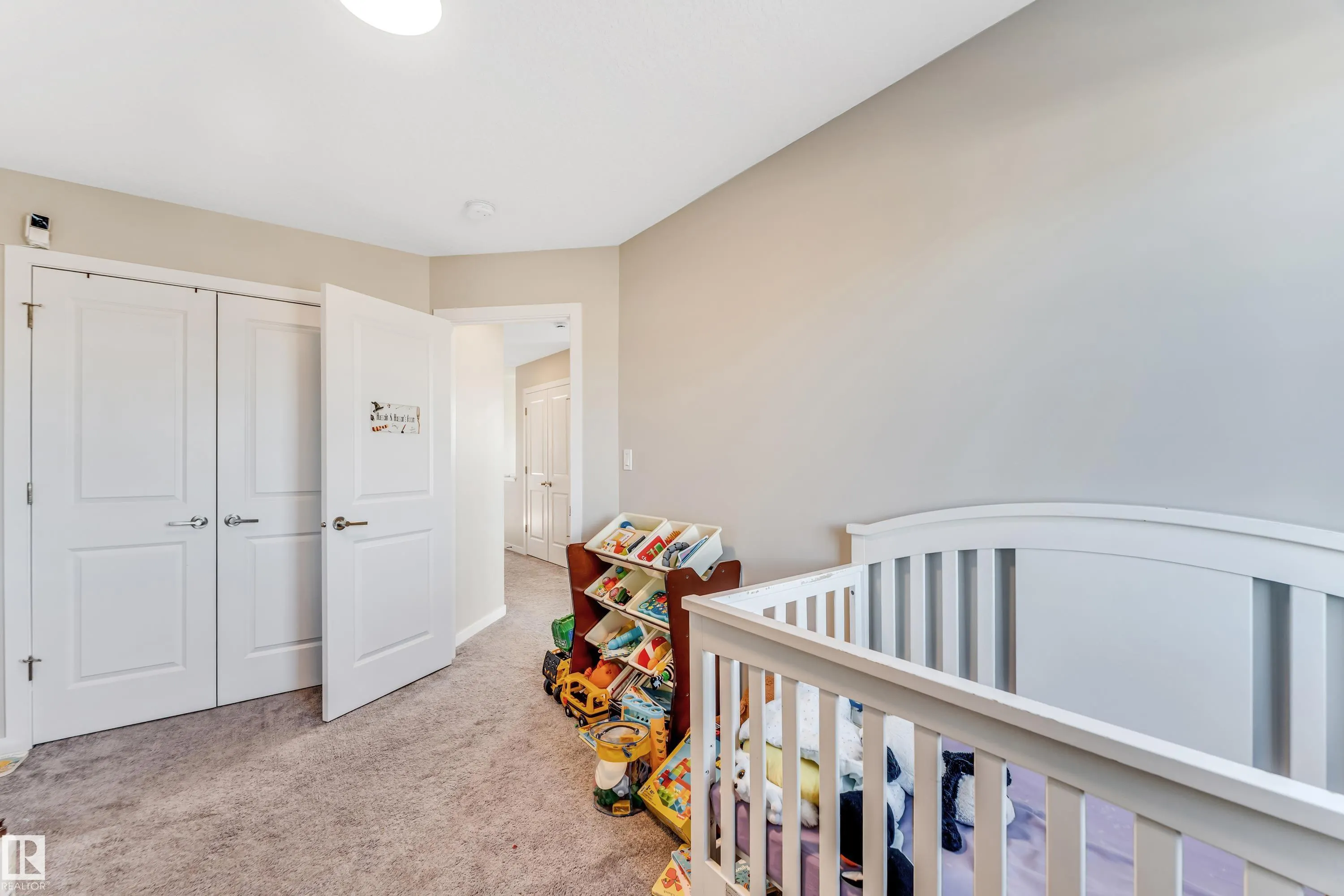 232 ORCHARDS Boulevard