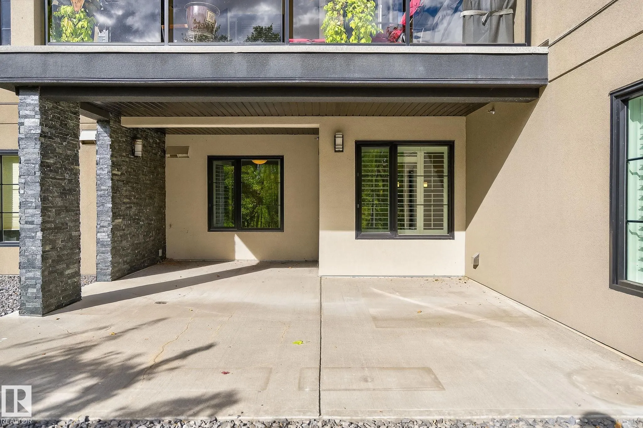 5029 EDGEMONT Boulevard