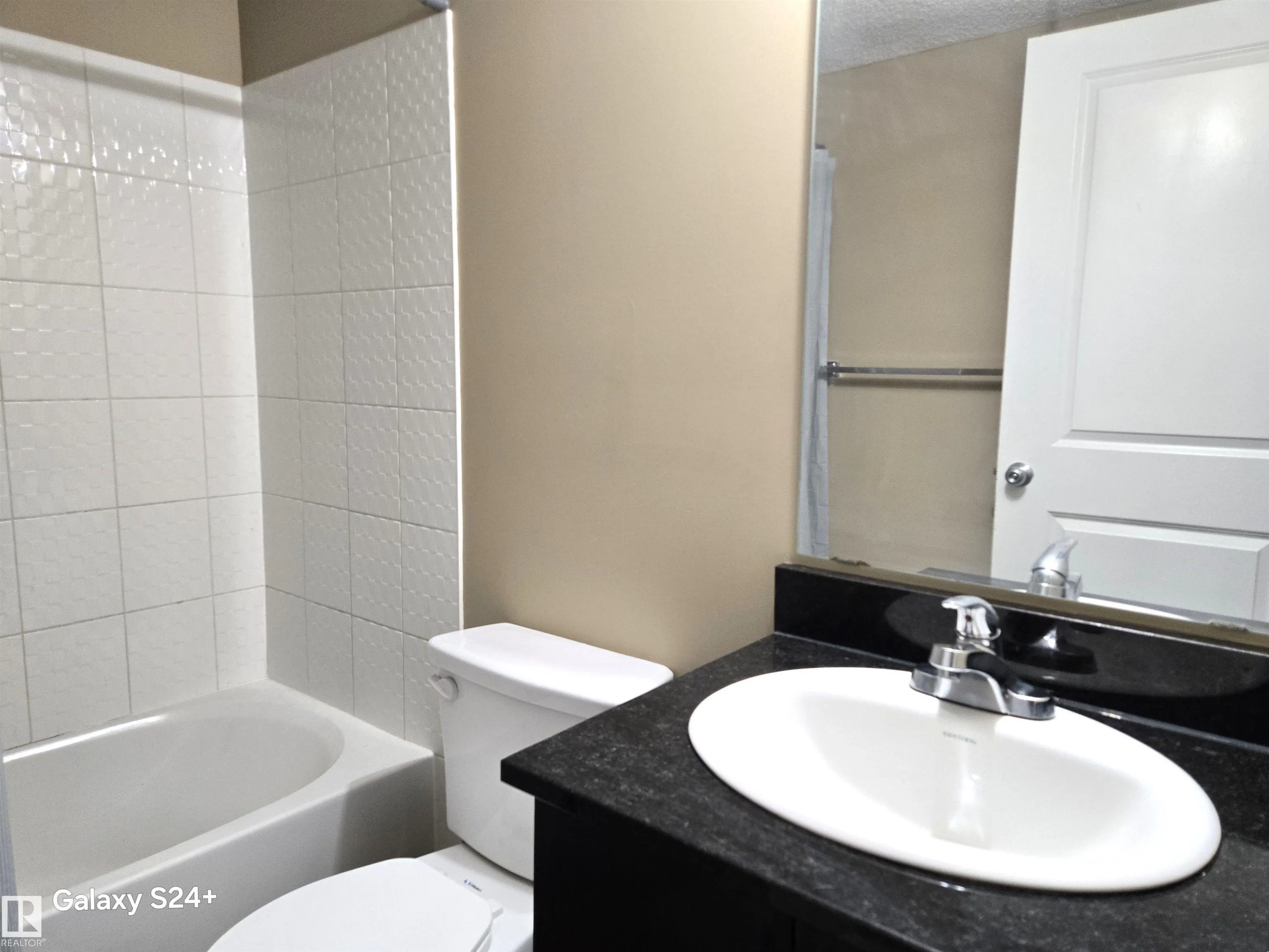 3207 JAMES MOWATT Trail