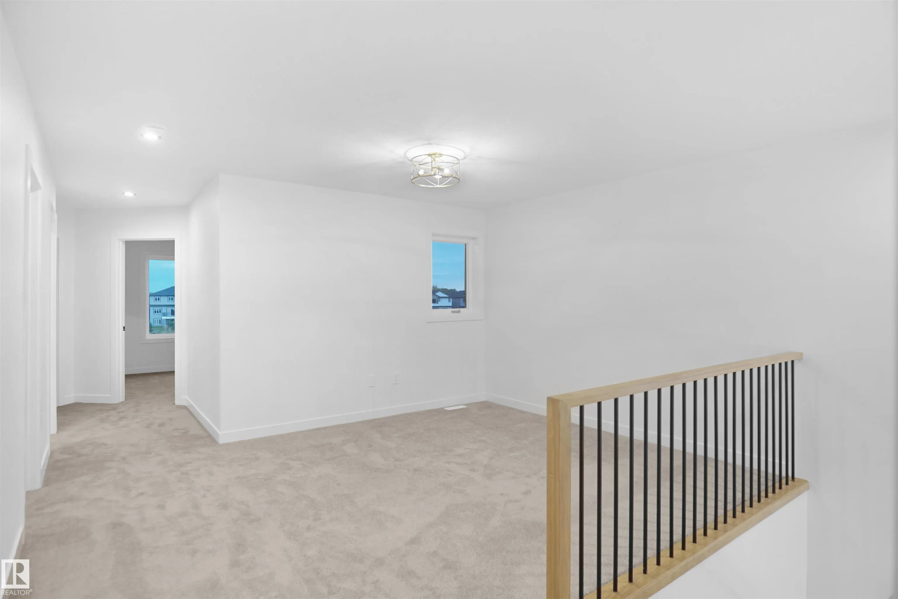 4 AXELWOOD CRESENT