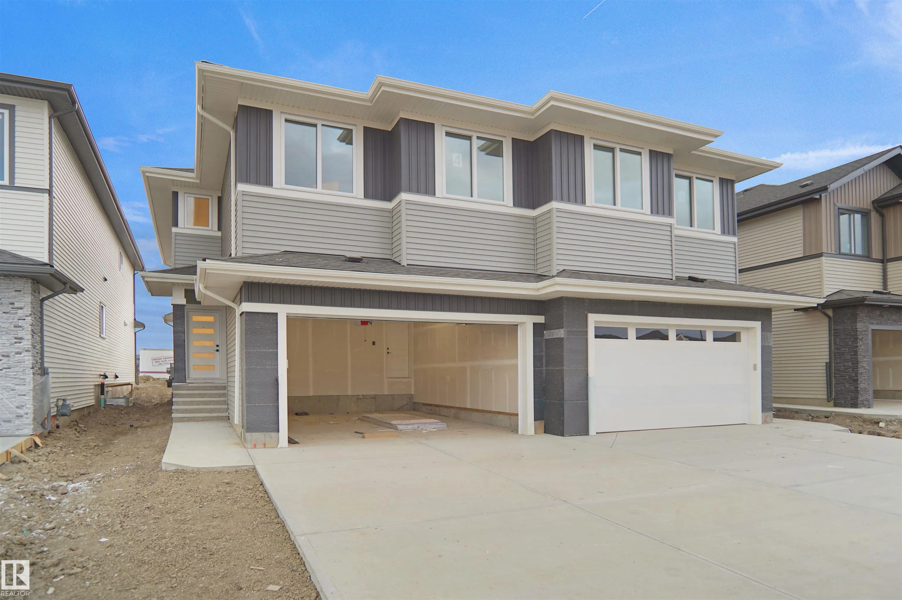 4 AXELWOOD CRESENT