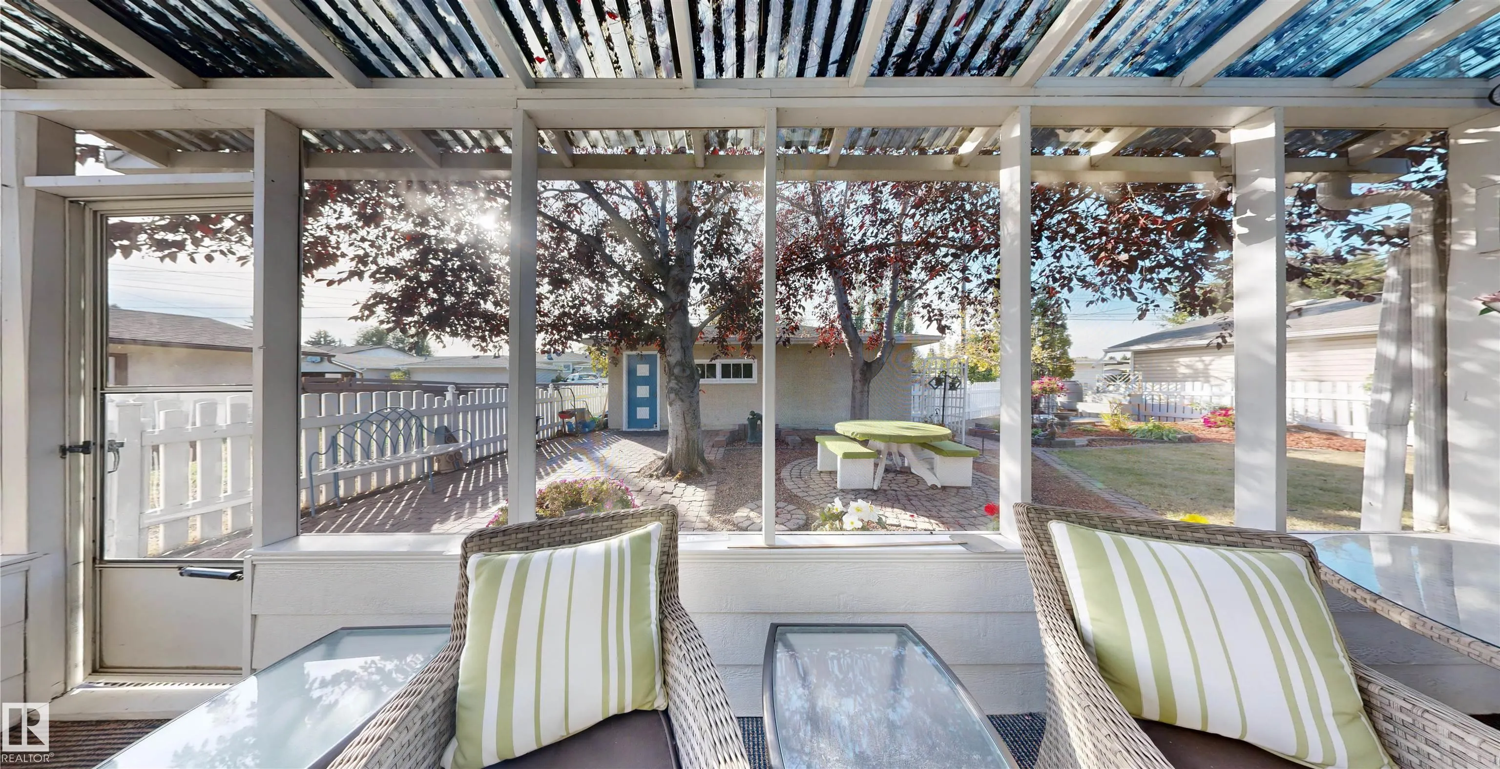 8428 54 Street