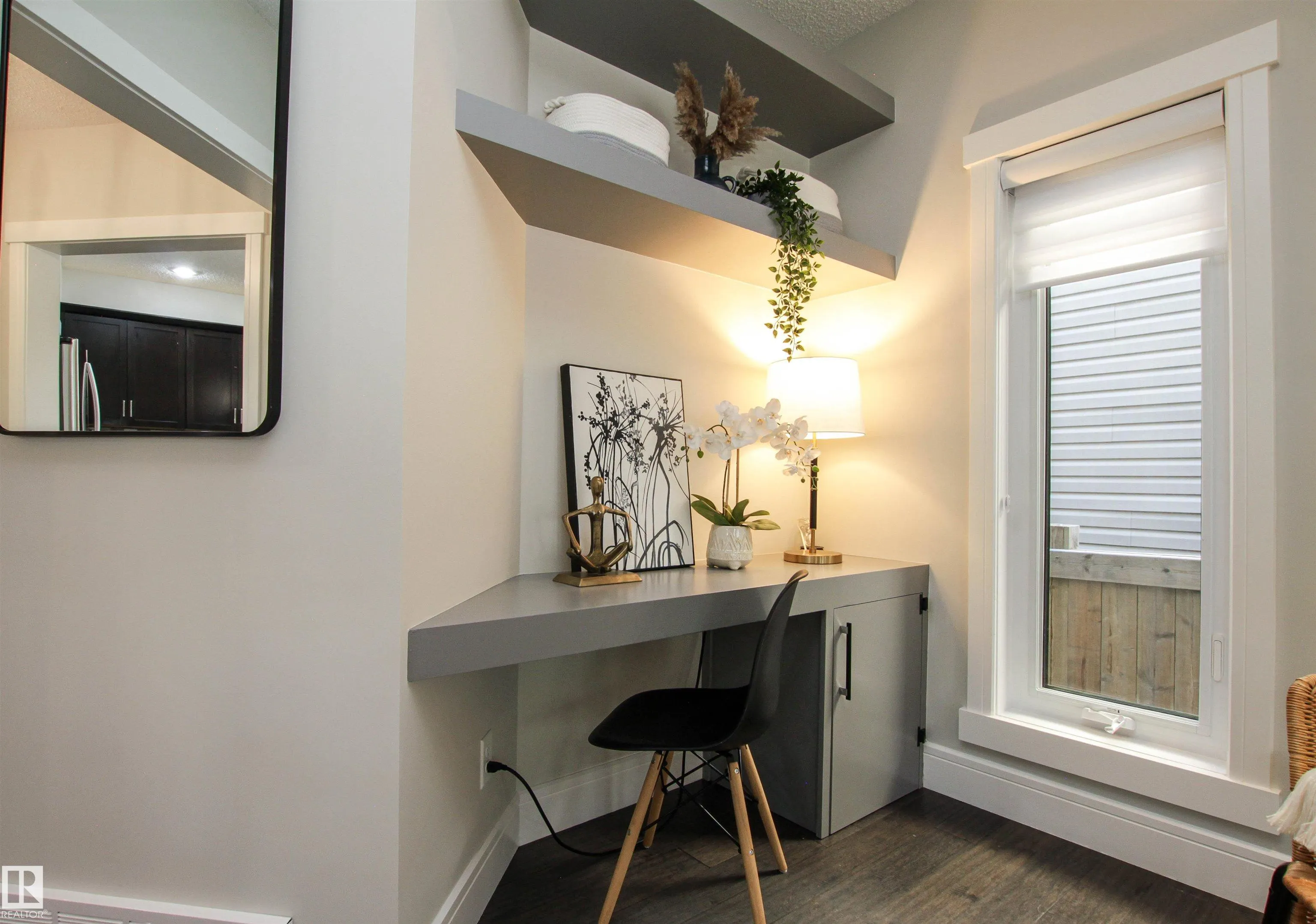 181 SANDALWOOD Crescent