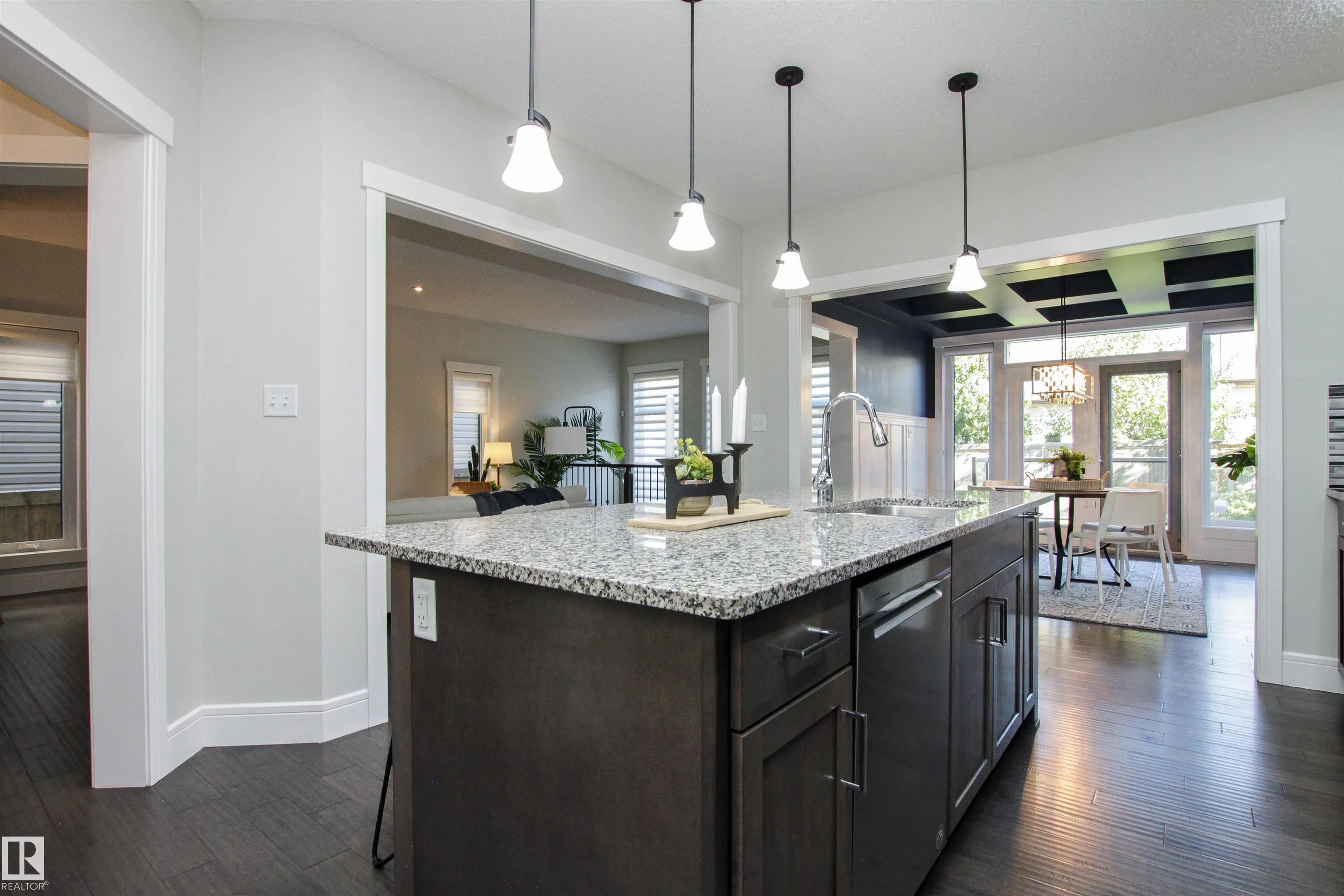 181 SANDALWOOD Crescent
