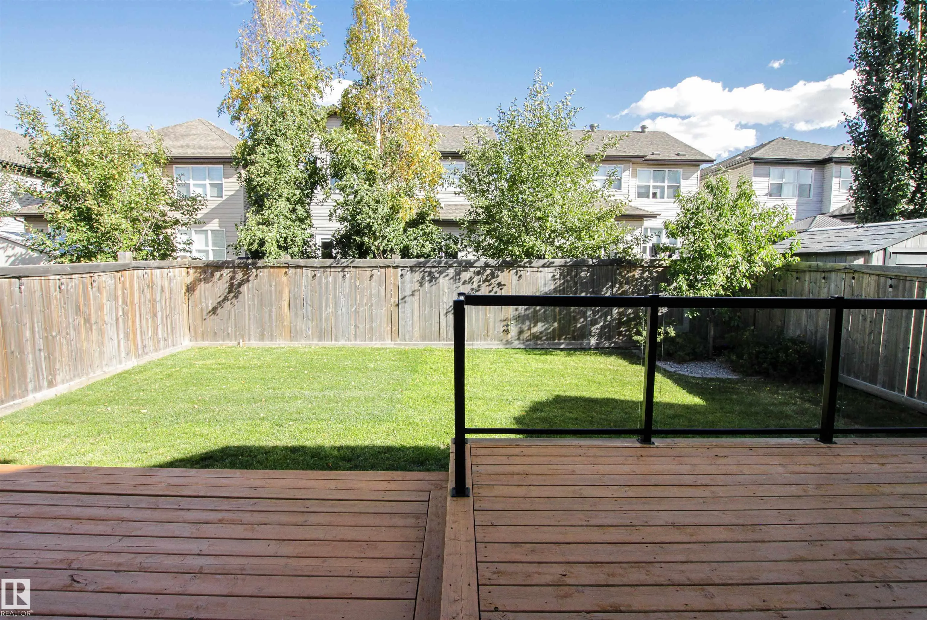 181 SANDALWOOD Crescent