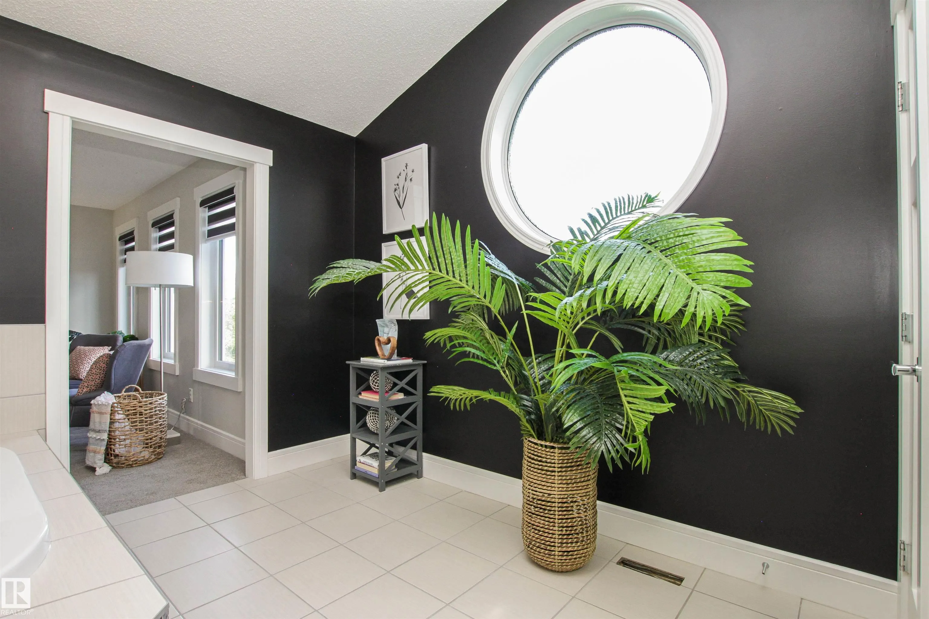 181 SANDALWOOD Crescent
