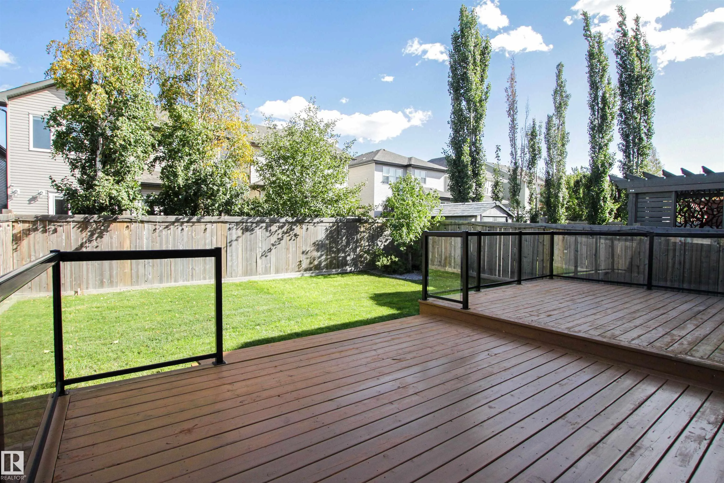 181 SANDALWOOD Crescent