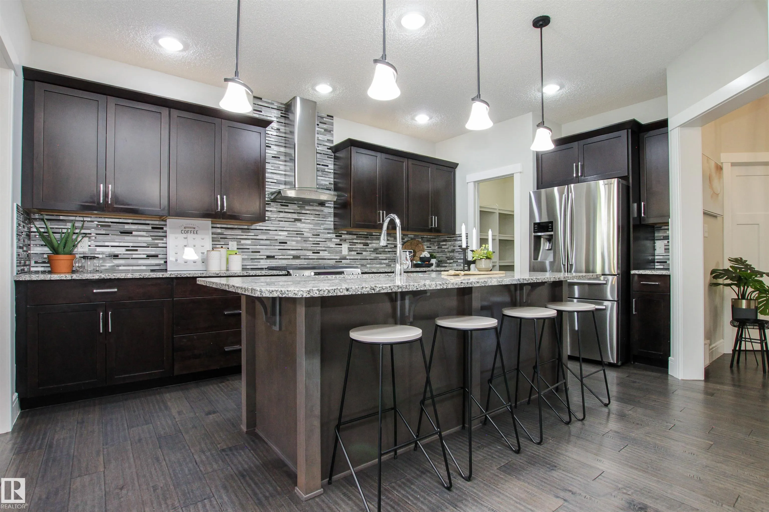 181 SANDALWOOD Crescent