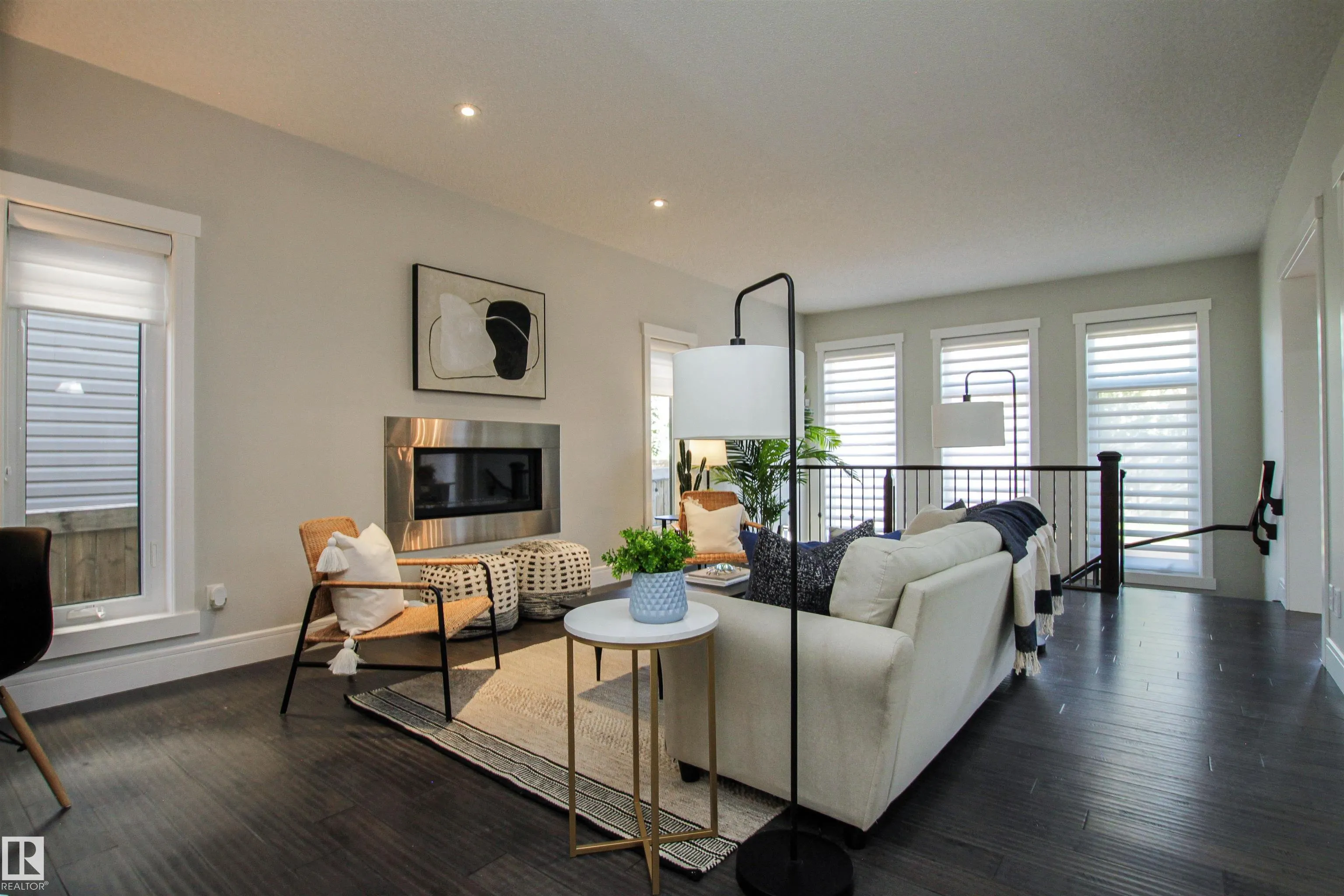 181 SANDALWOOD Crescent