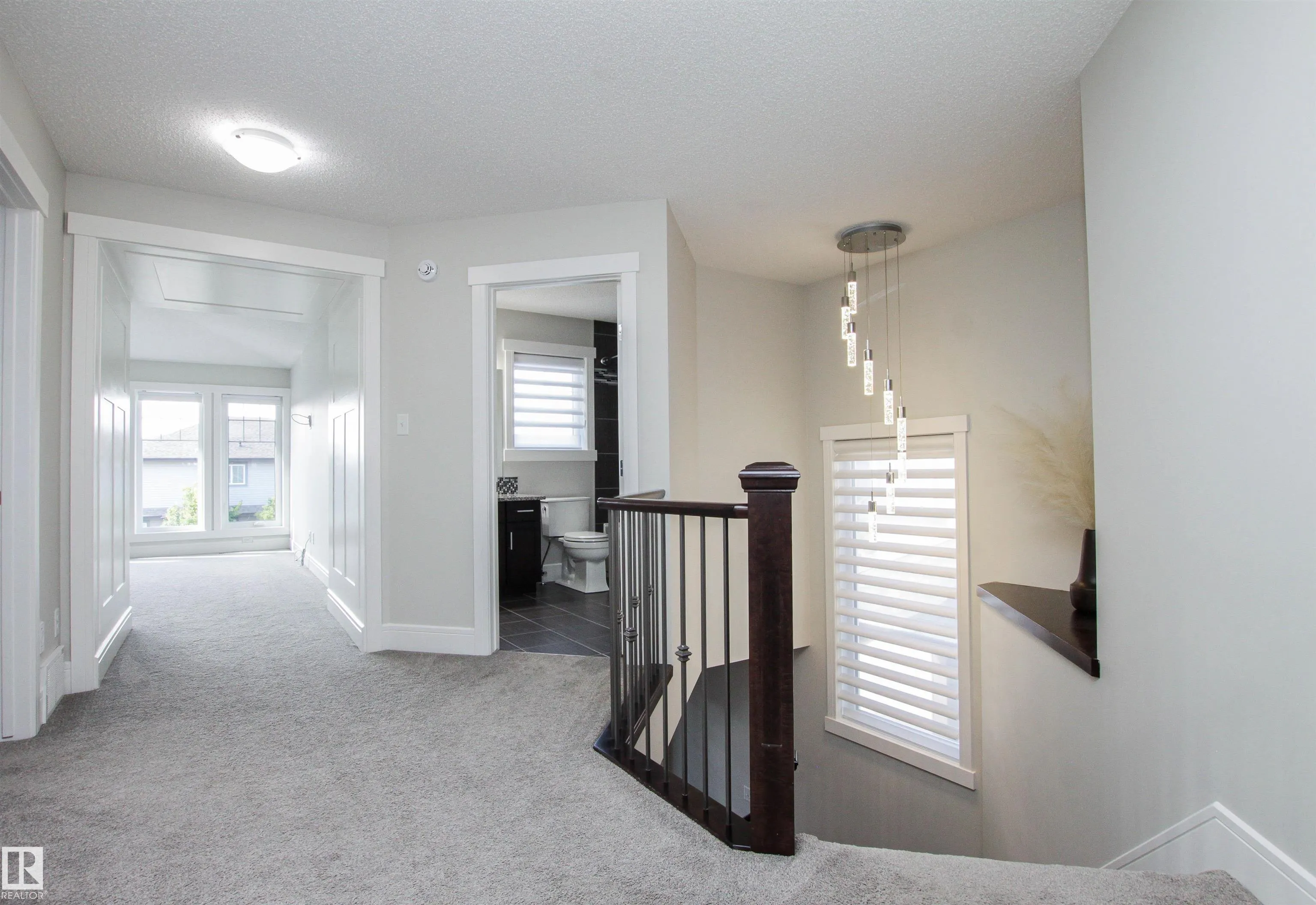 181 SANDALWOOD Crescent