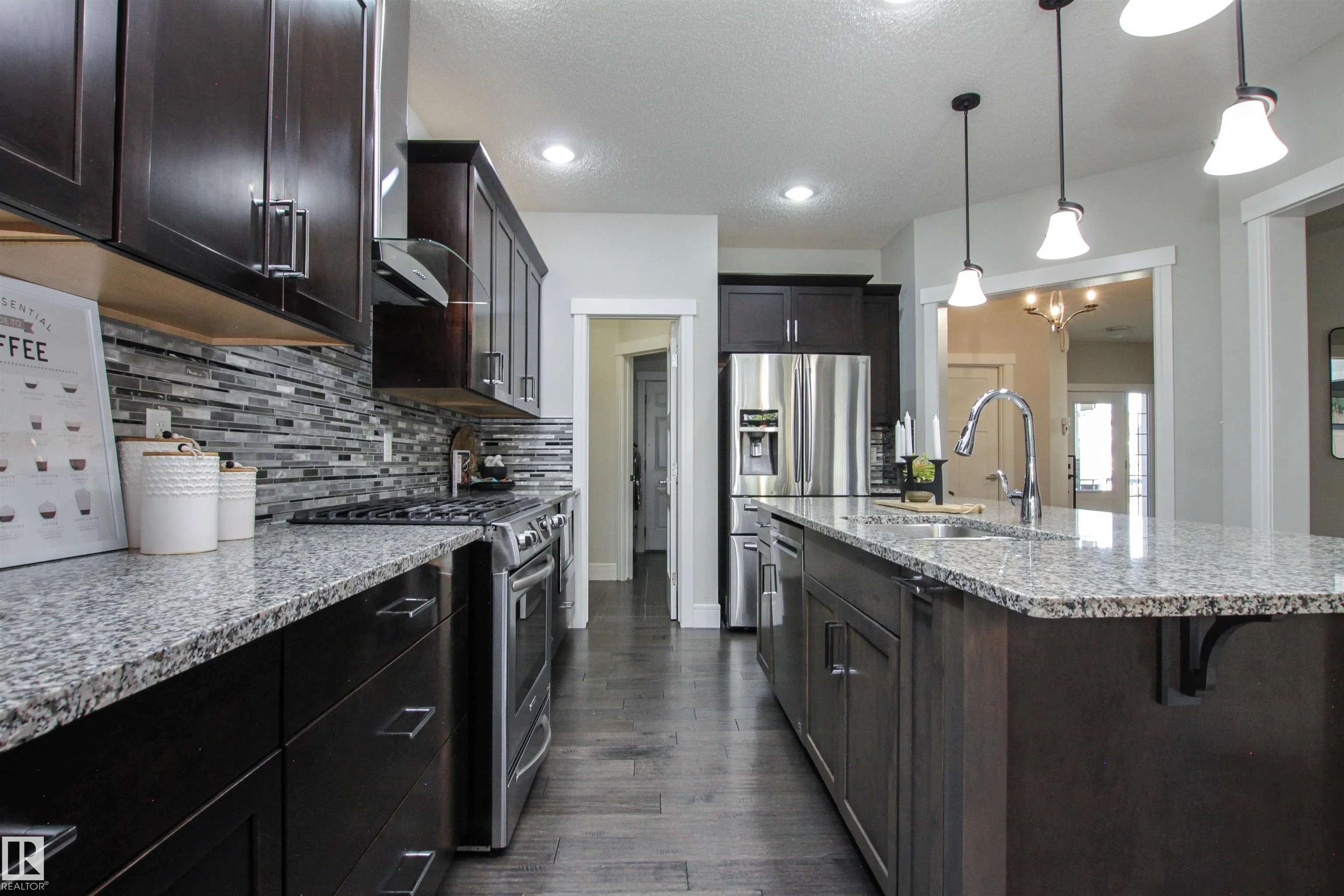 181 SANDALWOOD Crescent
