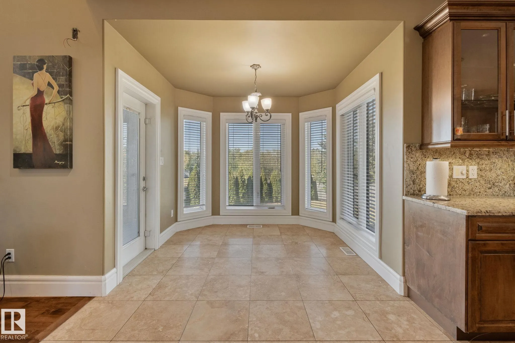 52327 RGE ROAD 233