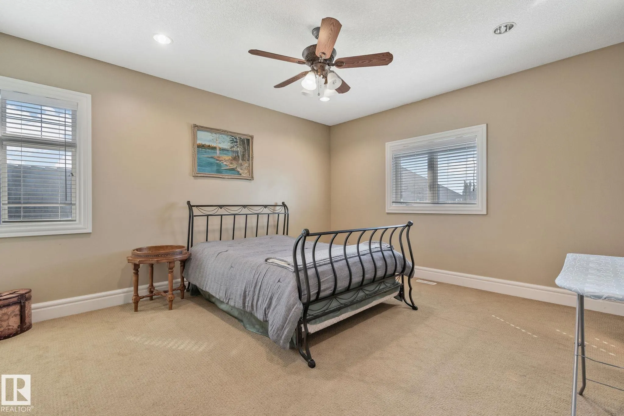 52327 RGE ROAD 233