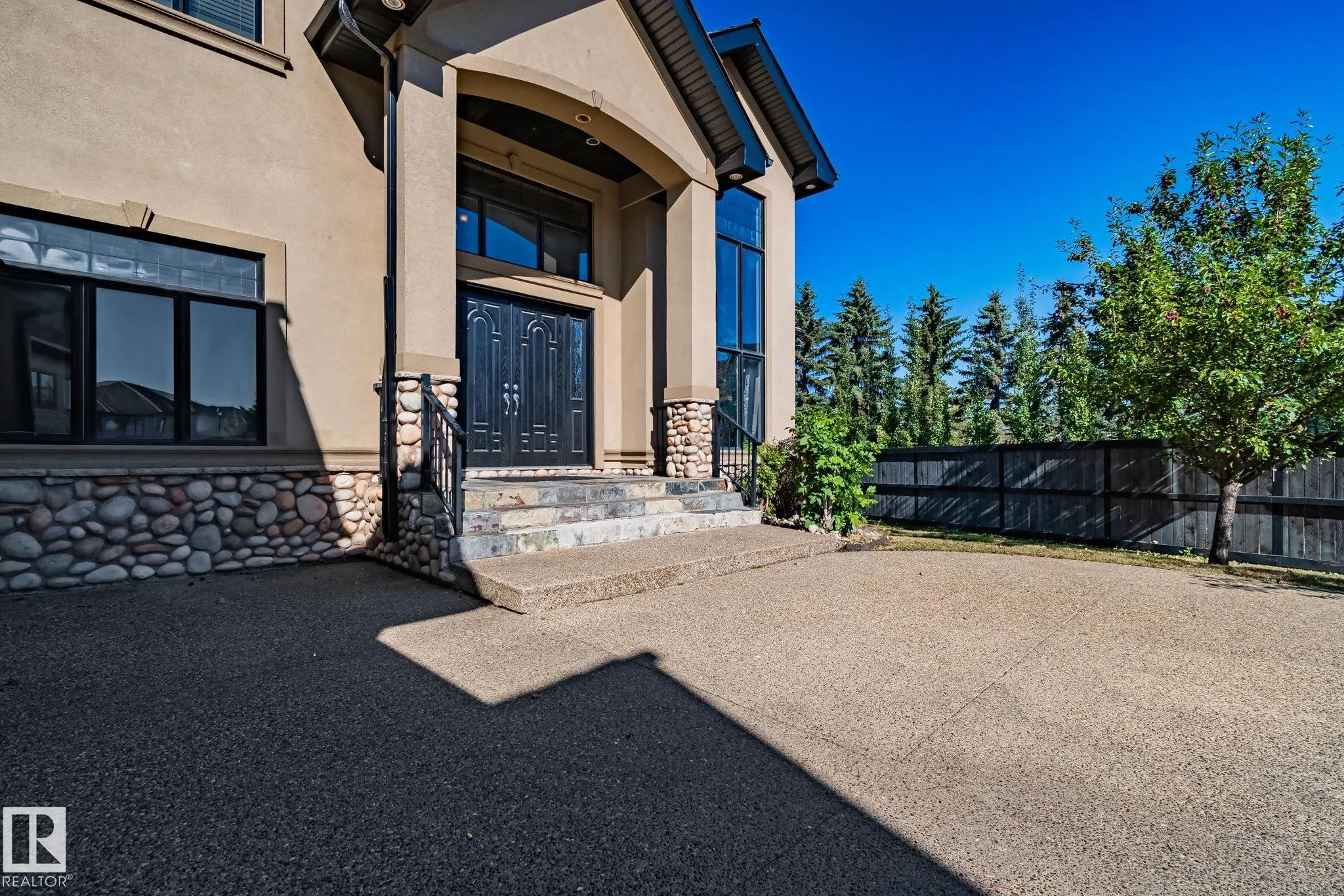 52327 RGE ROAD 233