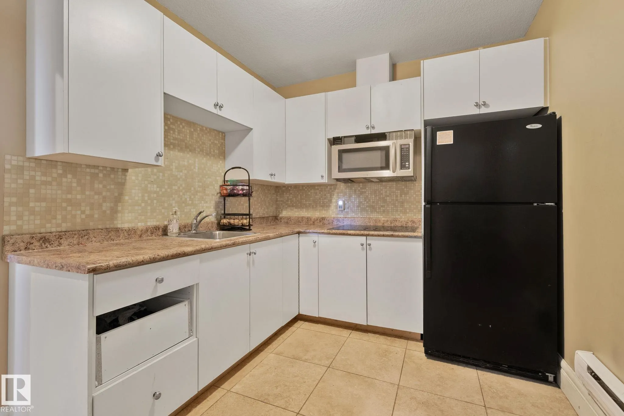 52327 RGE ROAD 233