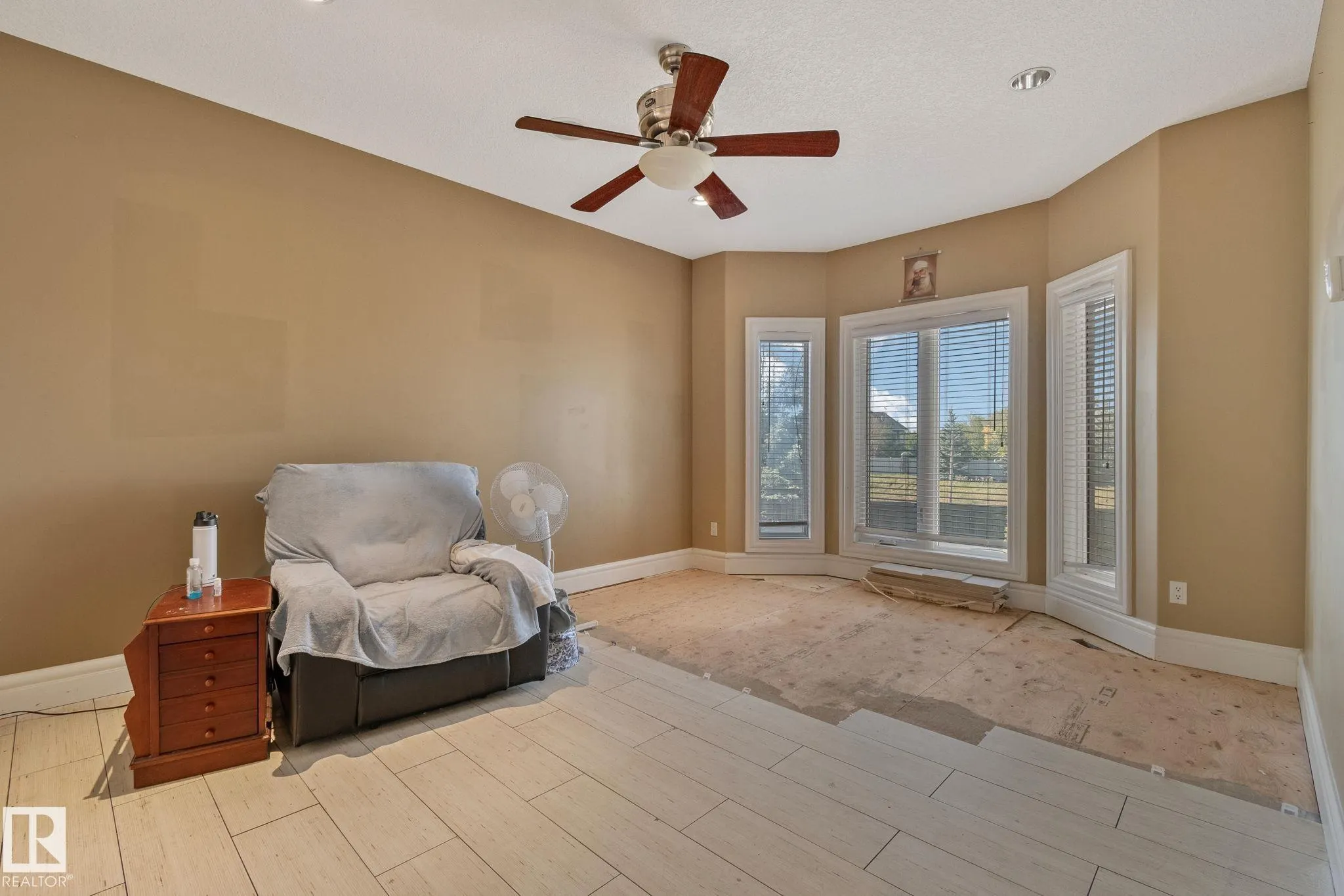 52327 RGE ROAD 233
