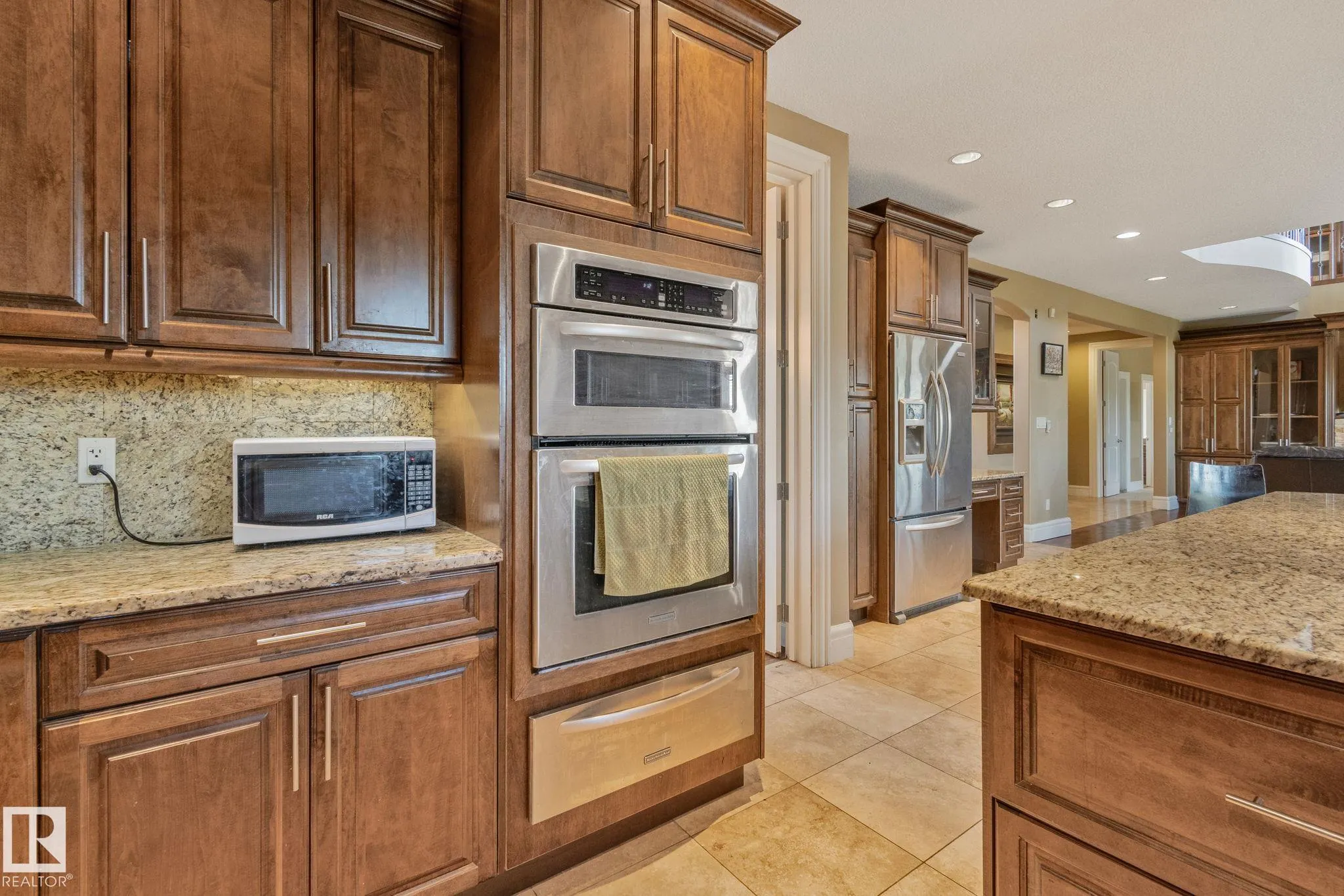 52327 RGE ROAD 233