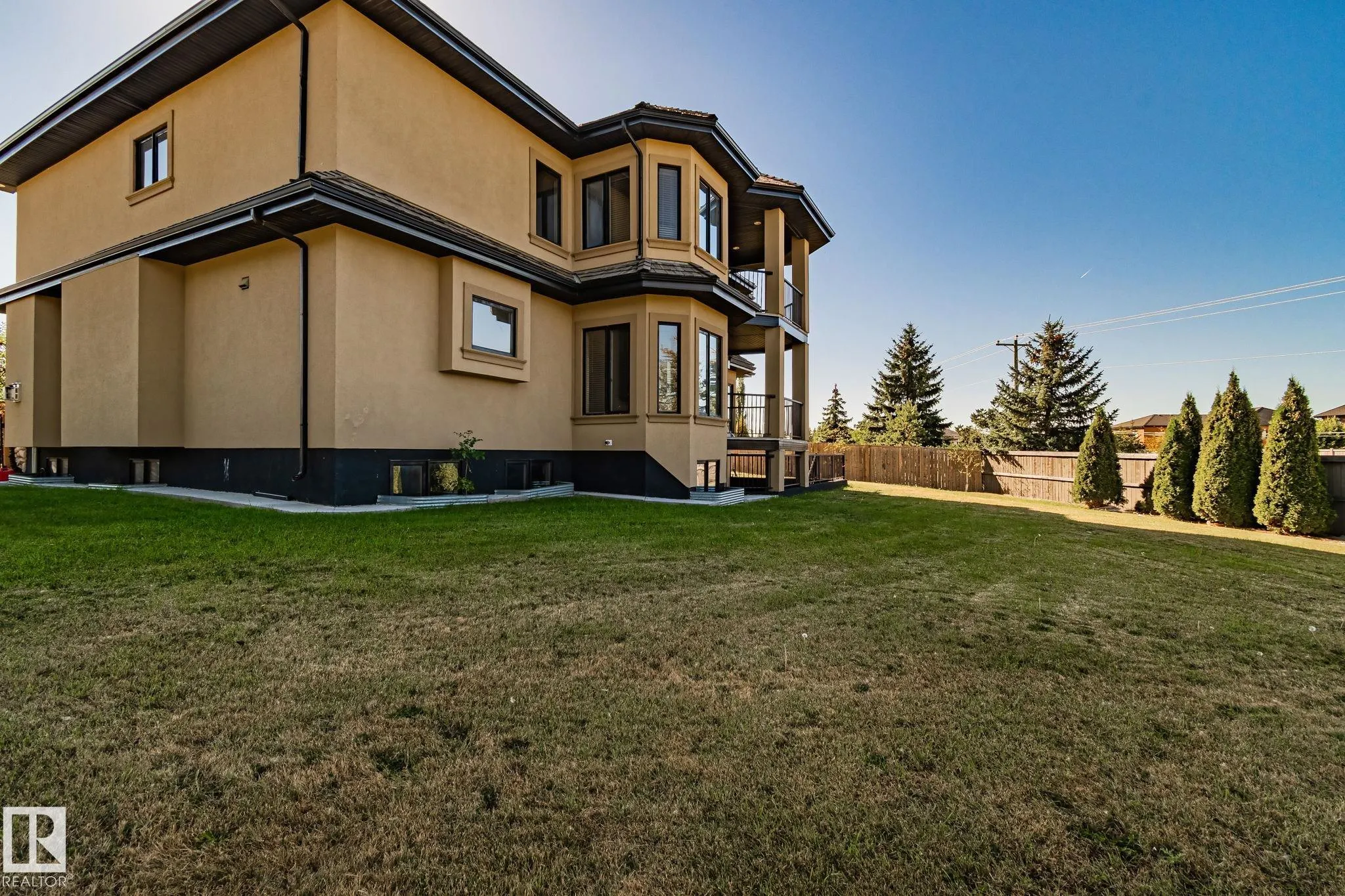 52327 RGE ROAD 233