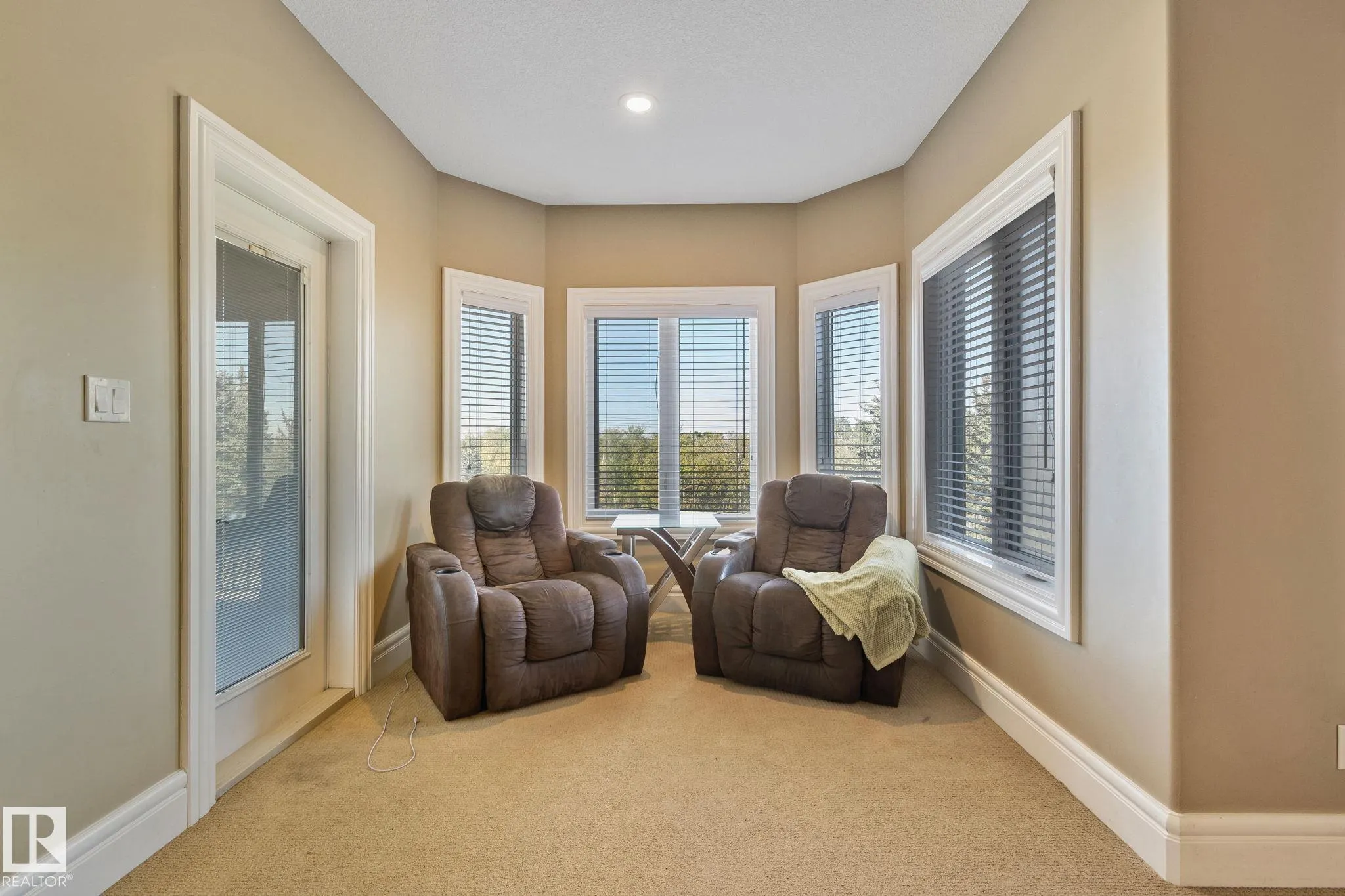 52327 RGE ROAD 233
