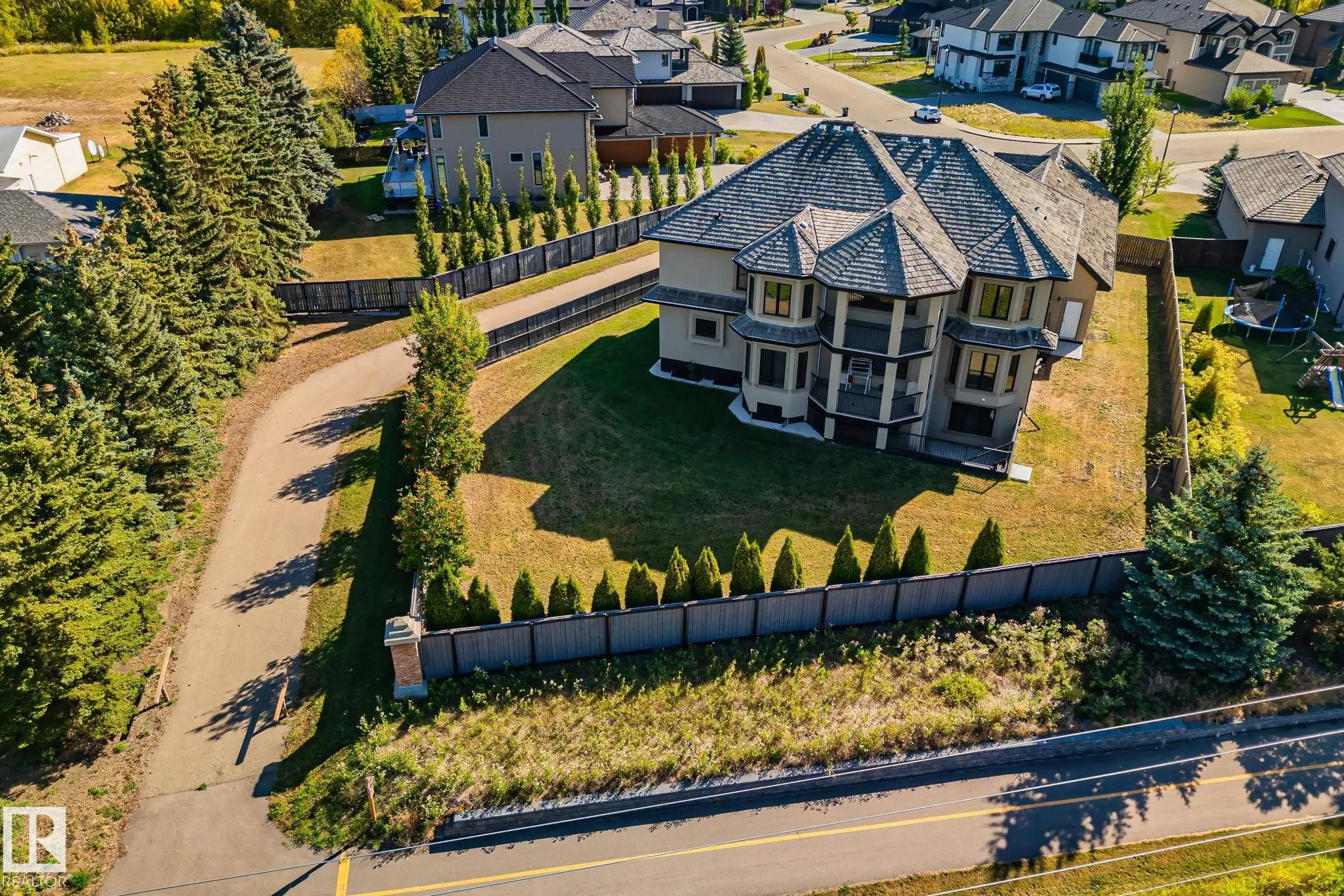 52327 RGE ROAD 233