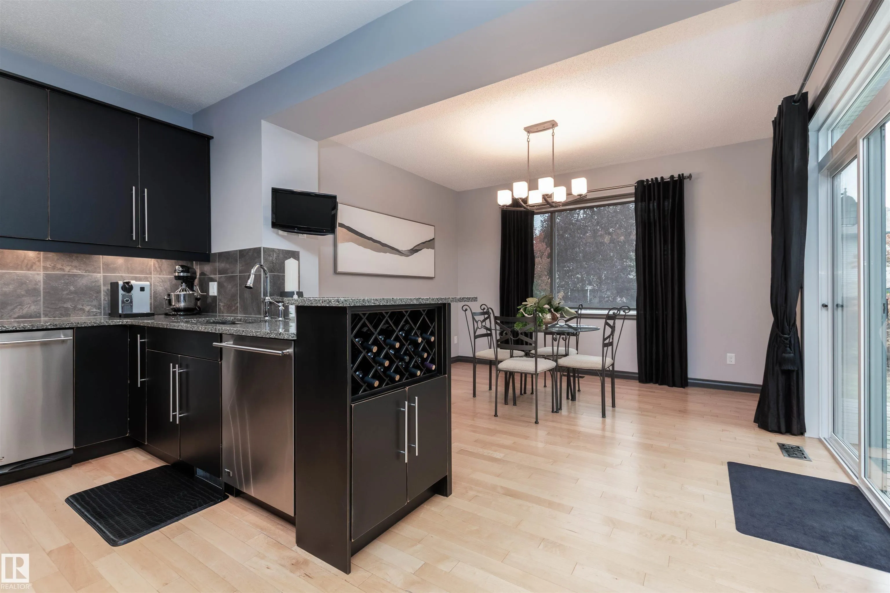 5408 Sunview Bay