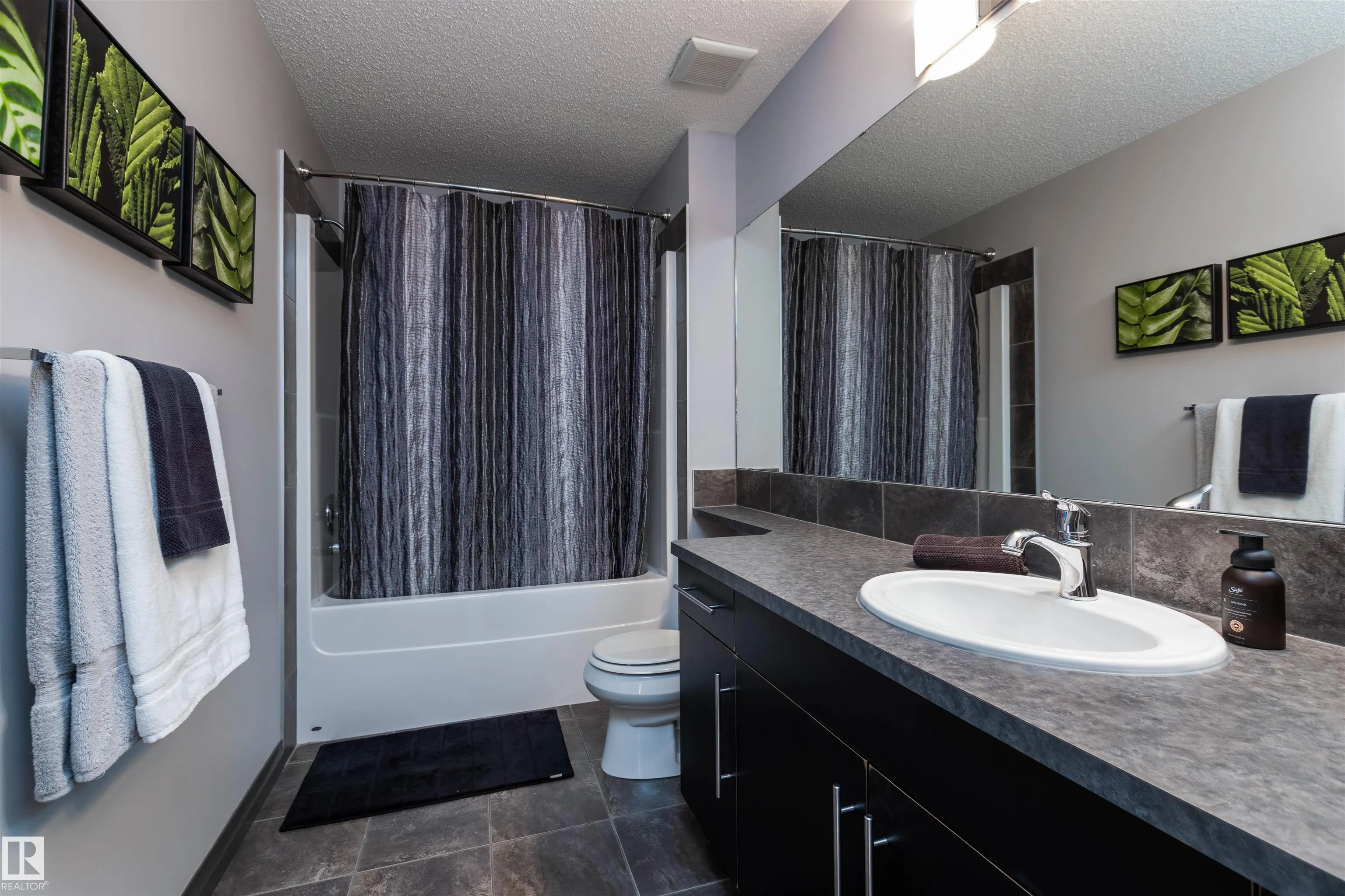 5408 Sunview Bay