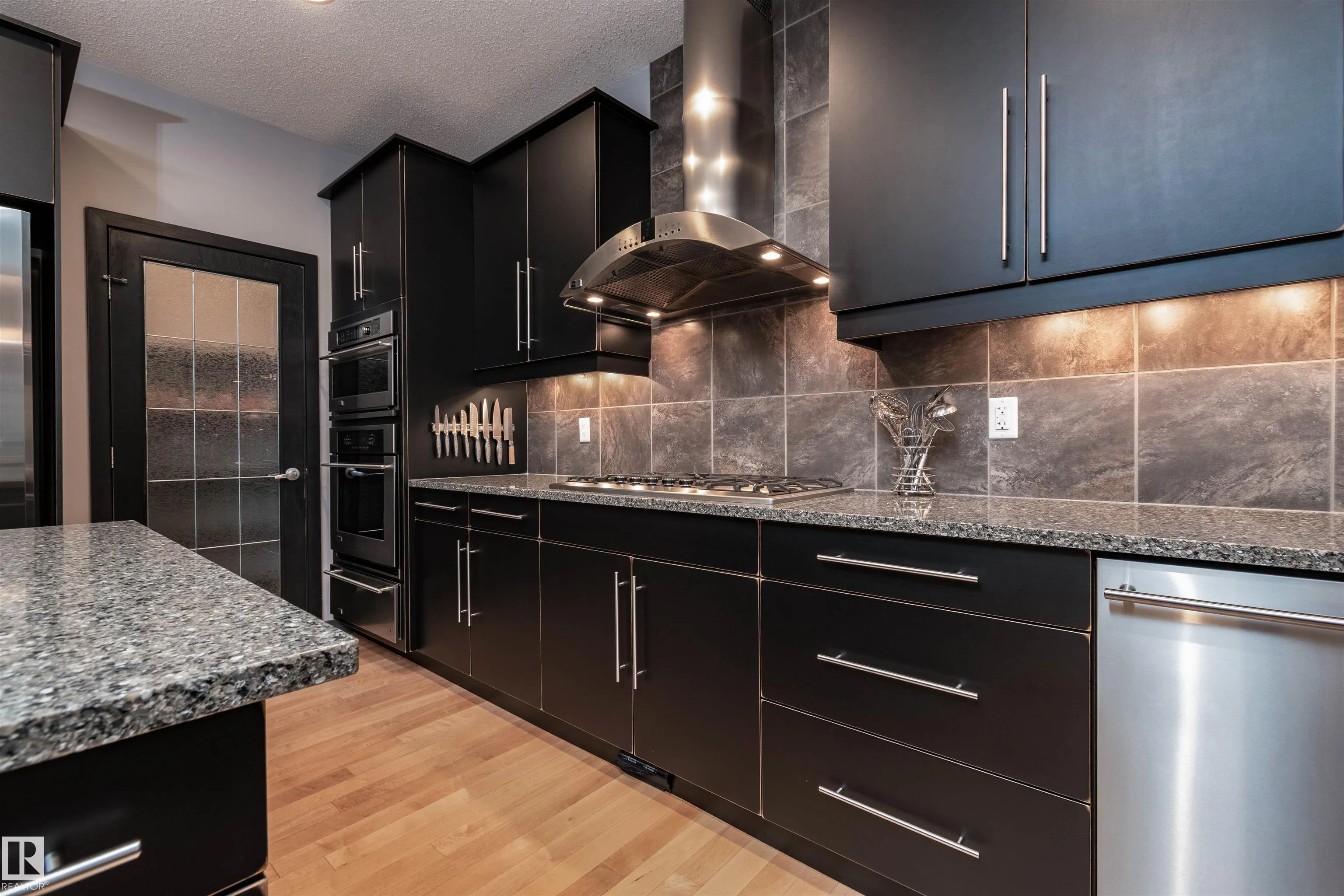 5408 Sunview Bay