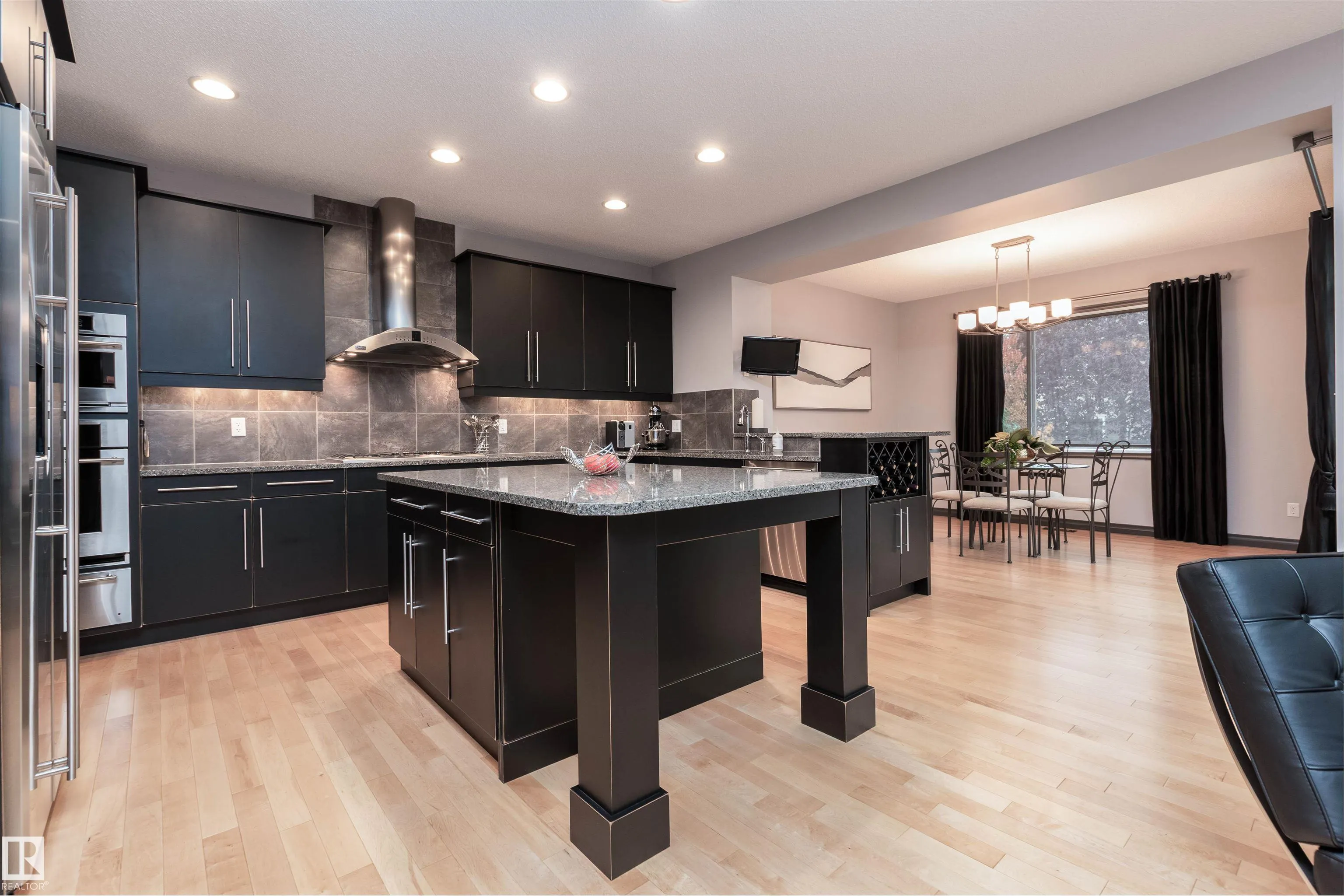 5408 Sunview Bay
