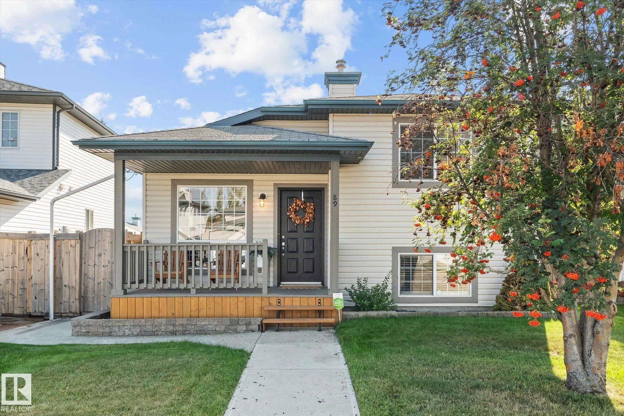 89 LANDSDOWNE Drive