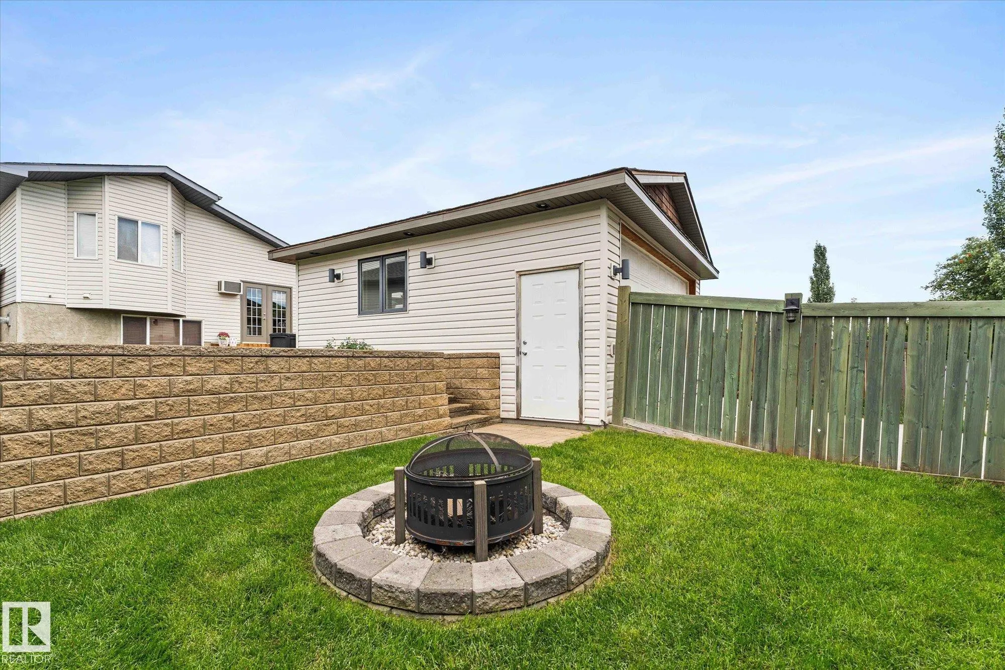 89 LANDSDOWNE Drive