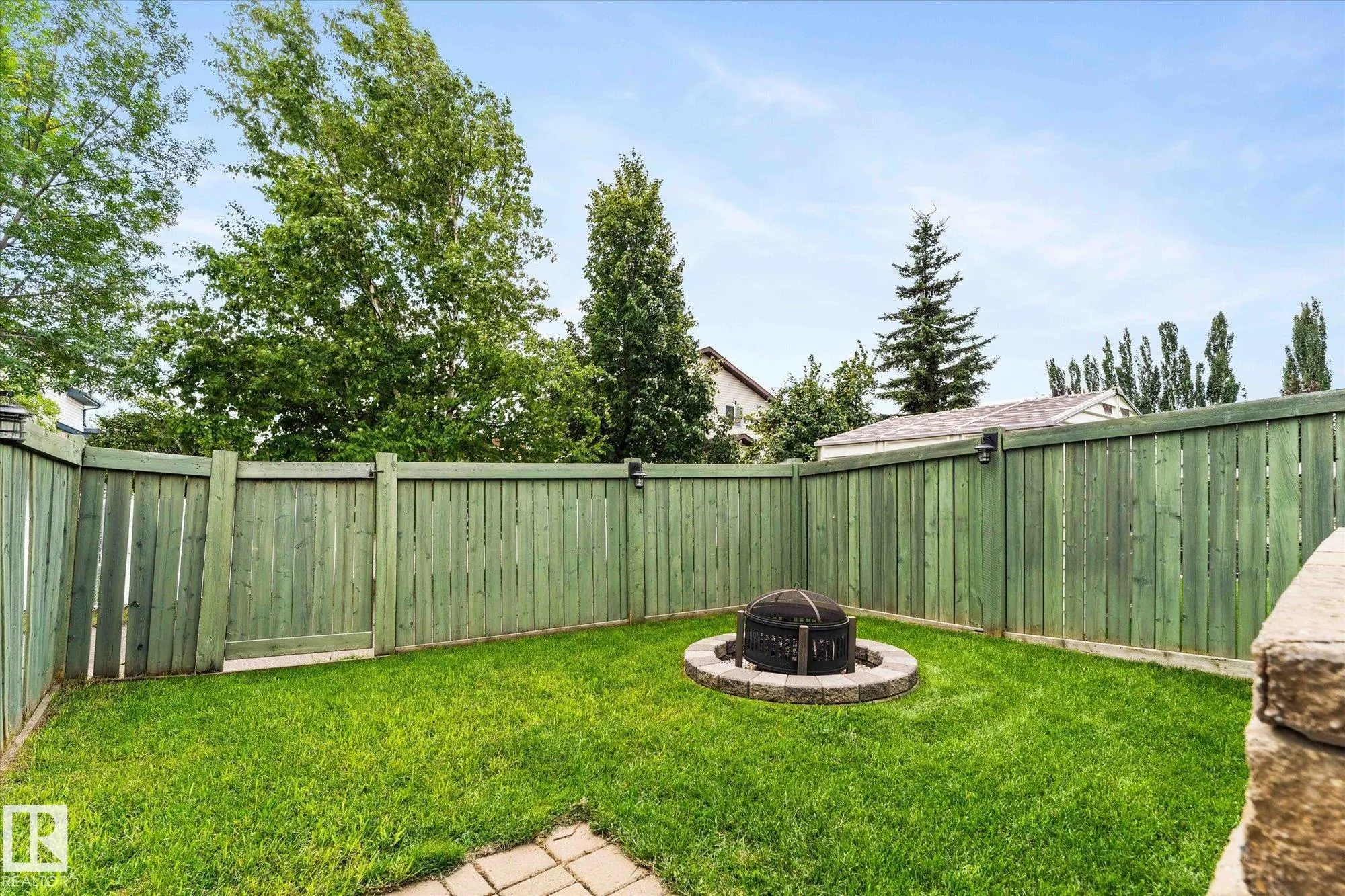 89 LANDSDOWNE Drive
