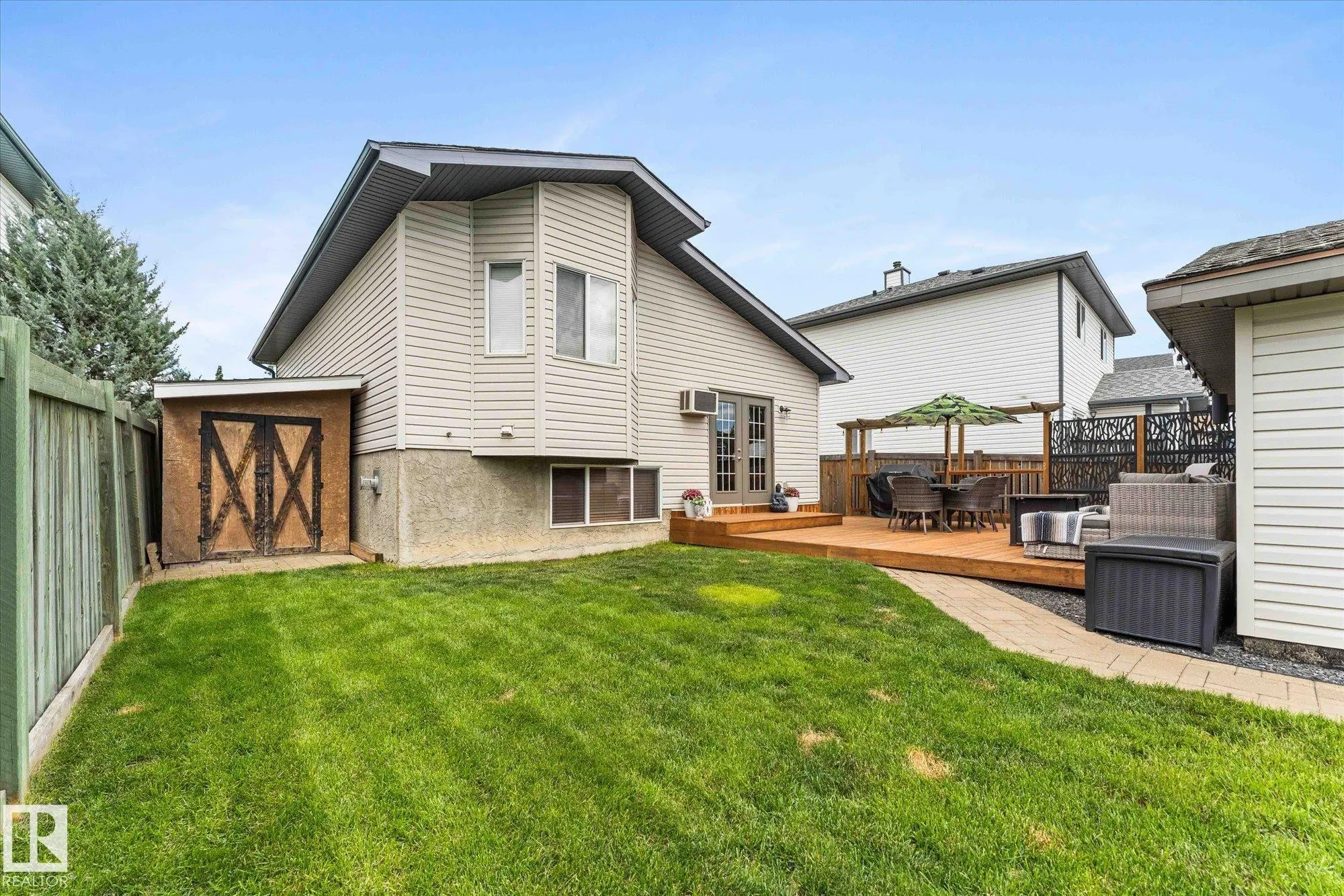 89 LANDSDOWNE Drive