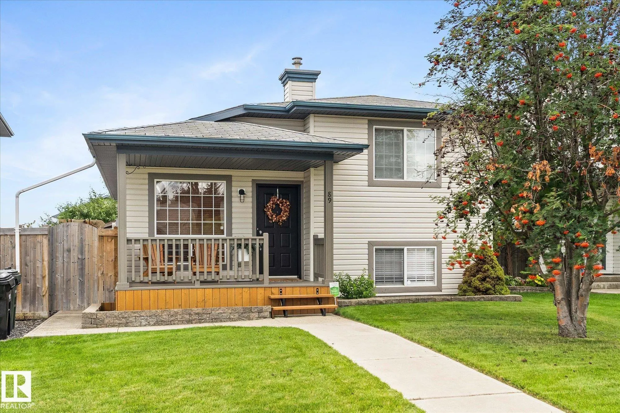89 LANDSDOWNE Drive