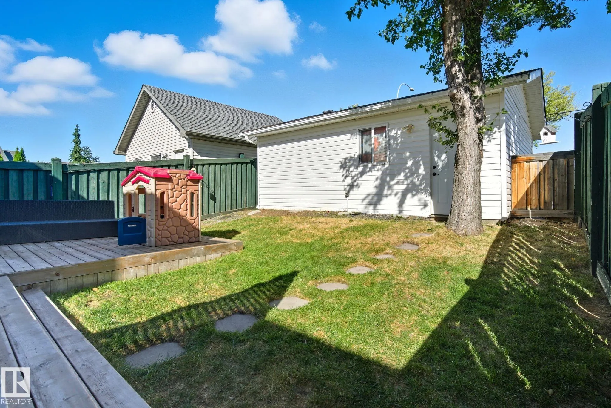 1438 GRANT Way