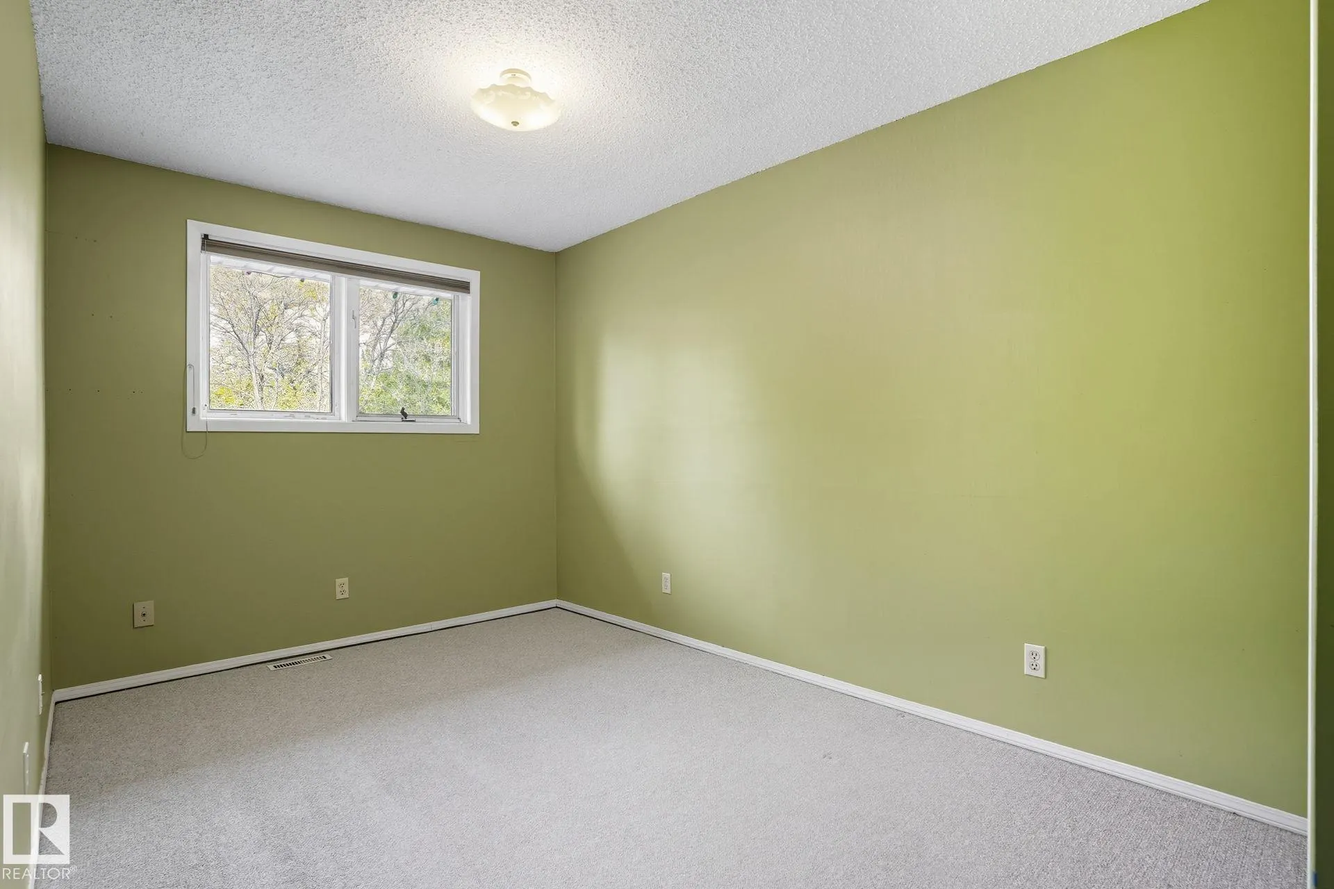 7 PEMBINA Place