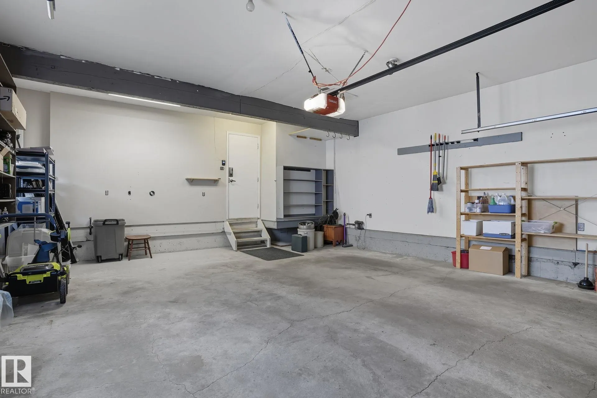 7 PEMBINA Place