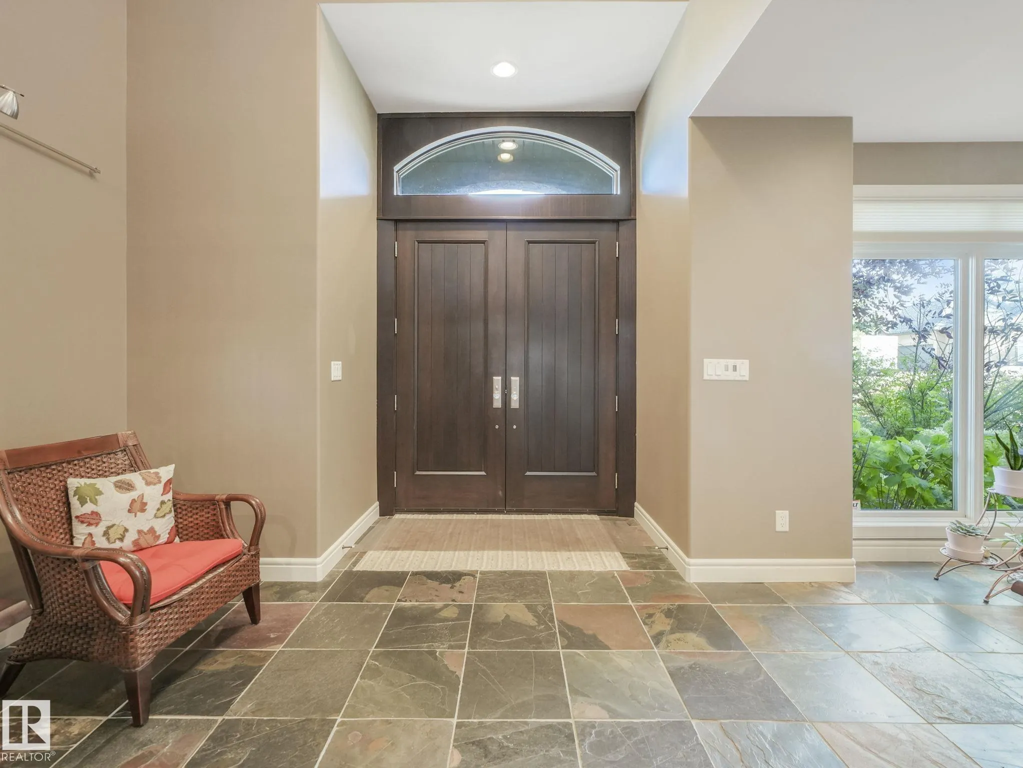 2408 MARTELL Crescent